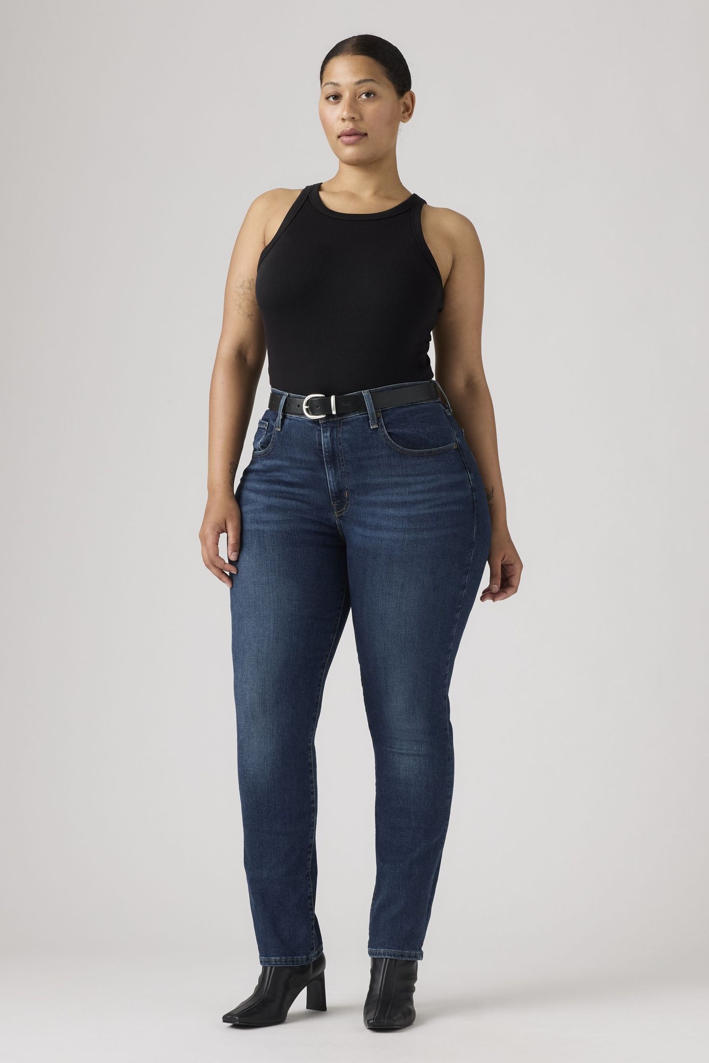 724 HIGH RISE STRAIGHT JEANS 2