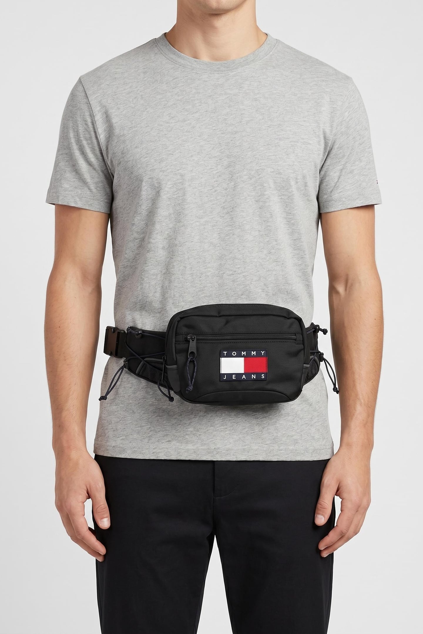 ARCHIVE BUMBAG BLACK 1