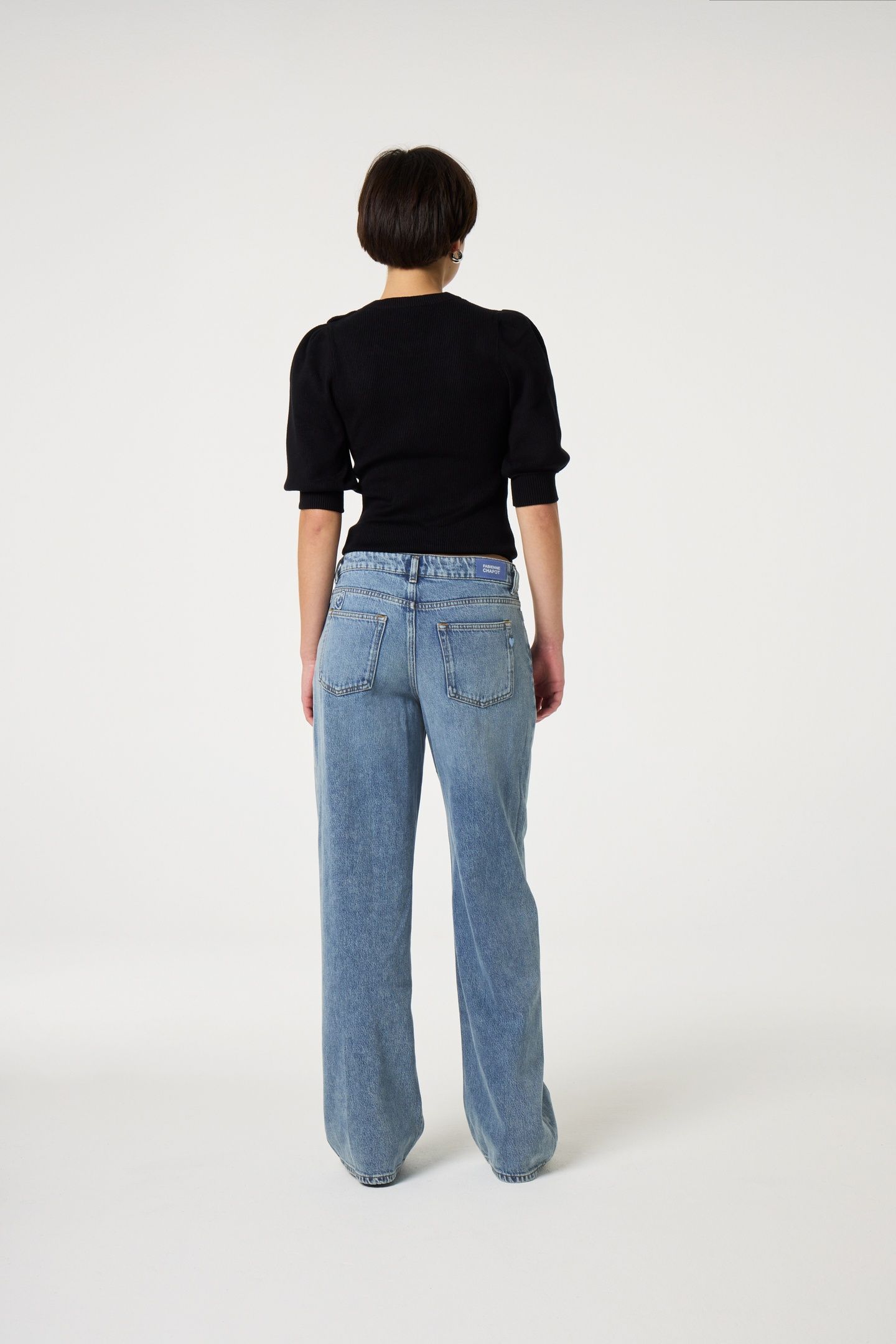 LILLIAN SHORT SLEEVE PULLOVER BLACK 3