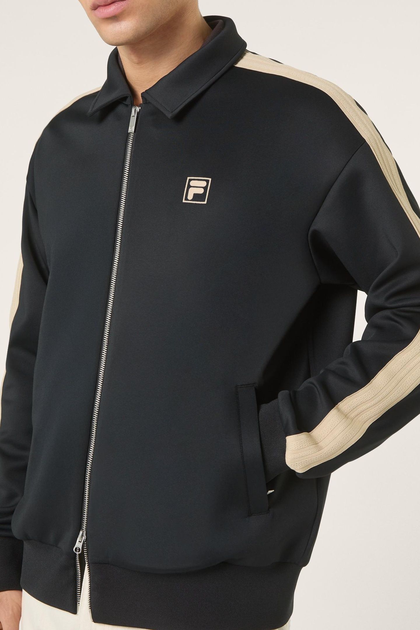 VAIANO RELAXED TAPED TRACK JACKET BLACK 4