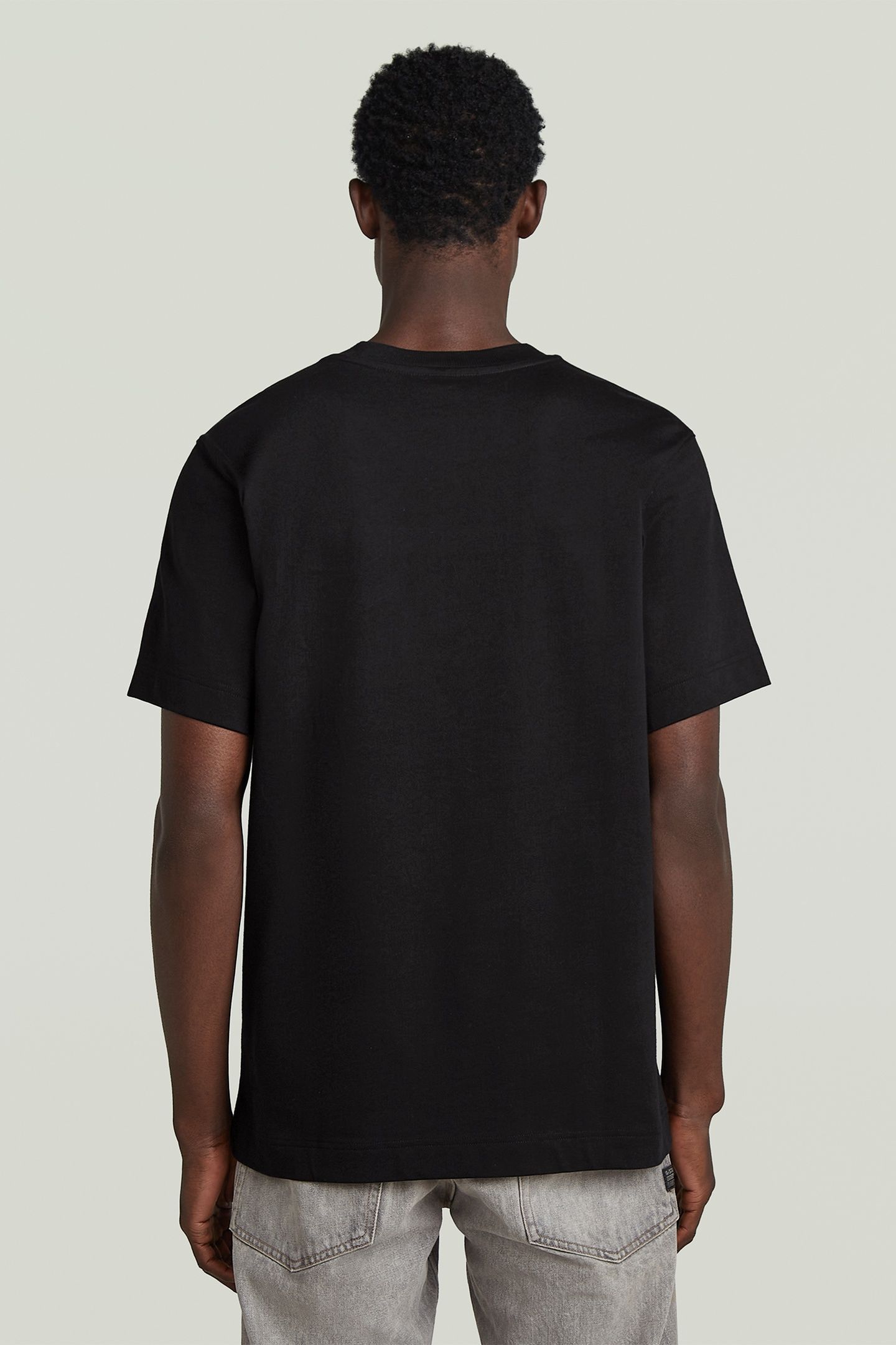 ESSENTIAL R T BLACK 2