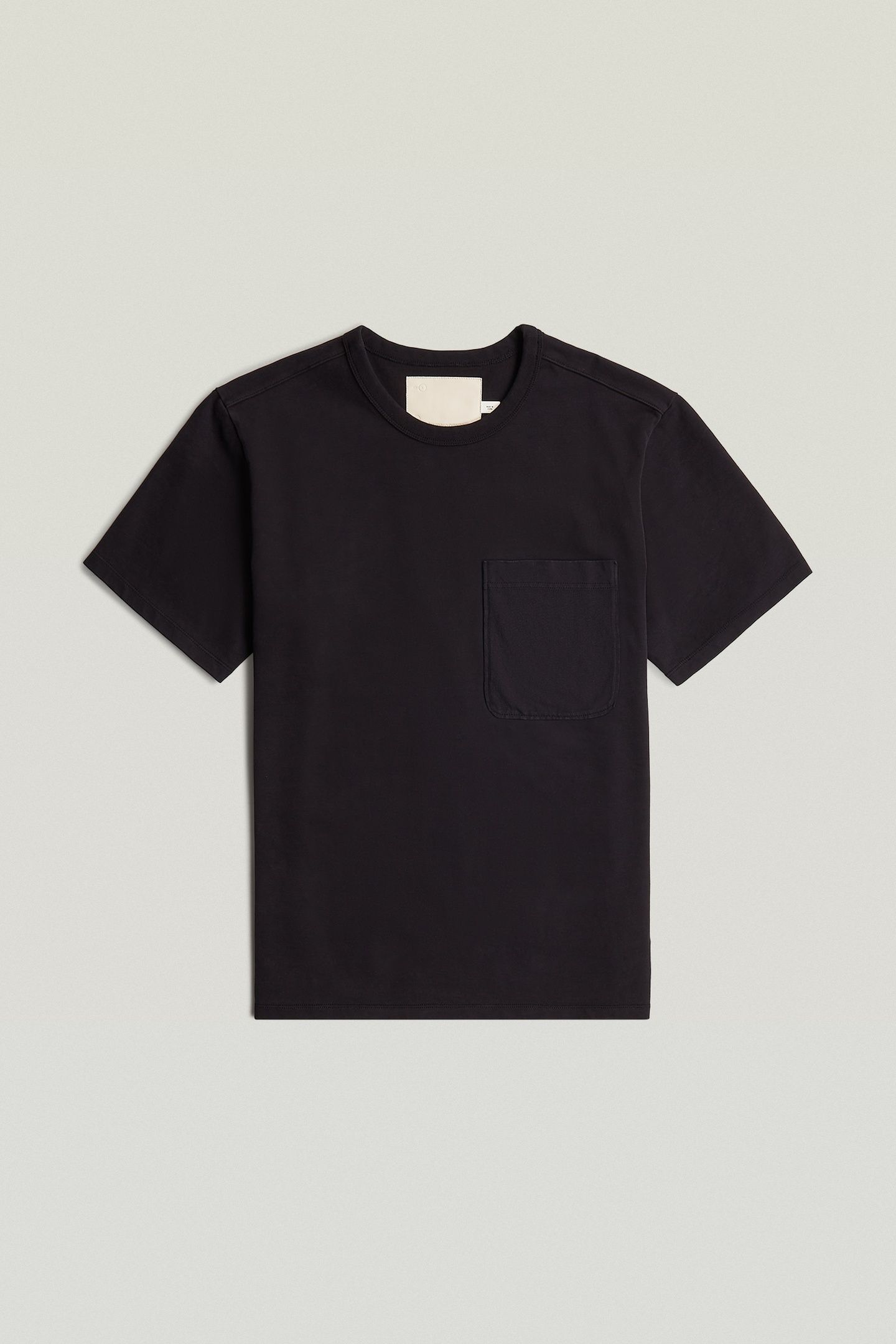 MN NUAG REGULAR R T S\S BLACK 6