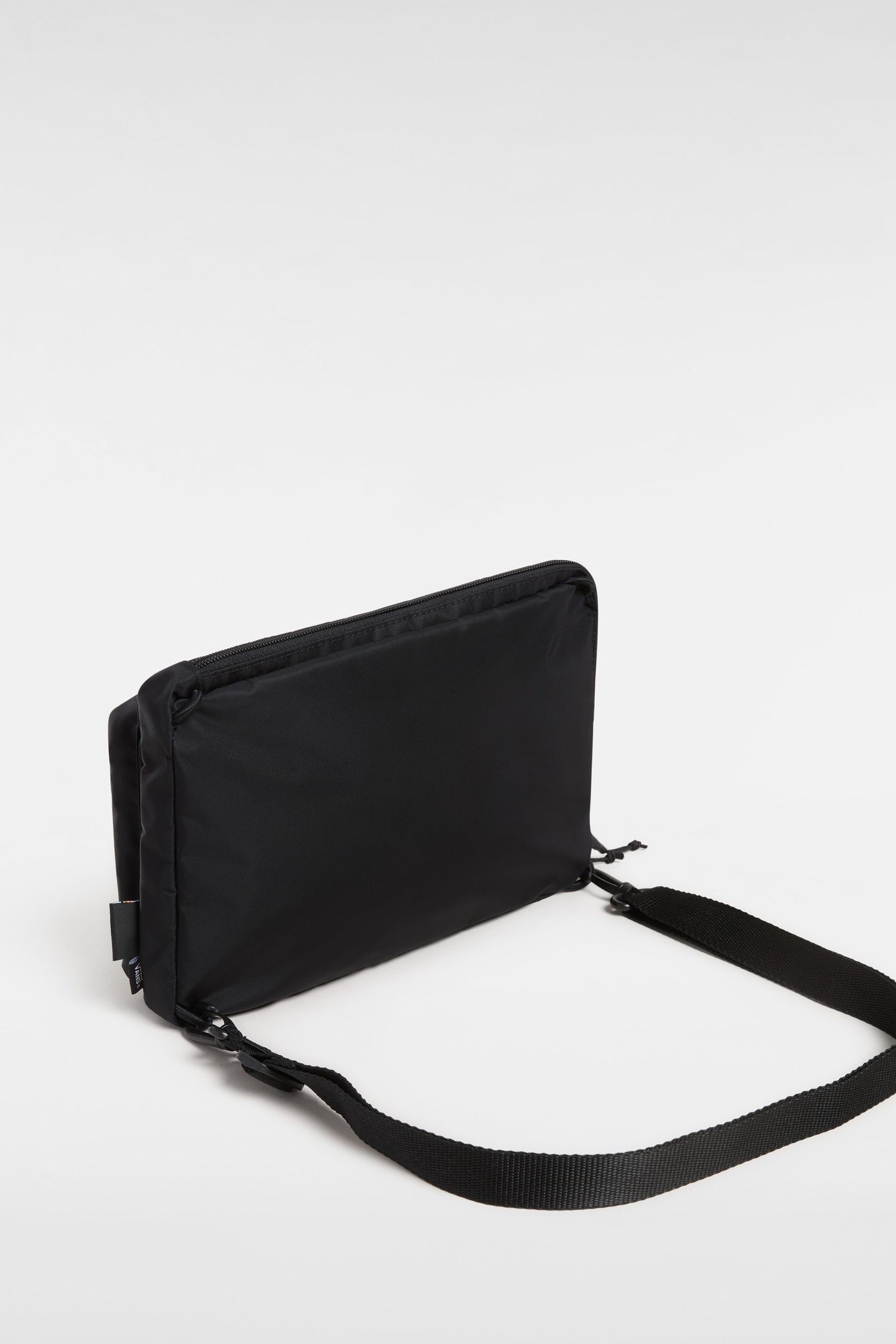 UNISEX BAIL CONVERTIBLE CROSS BODY BLACK 3