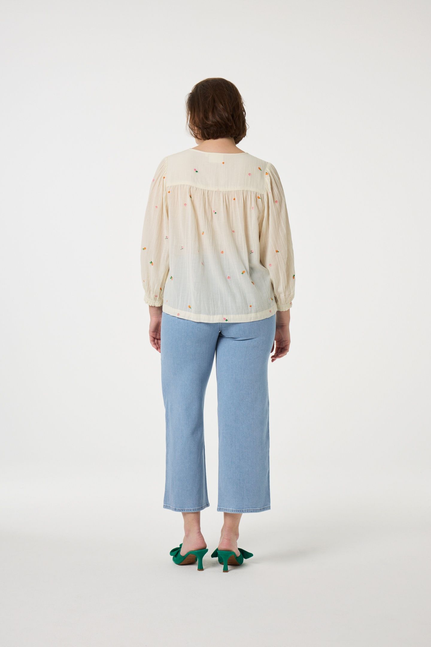 BINDI TOP COSY WHITE 3