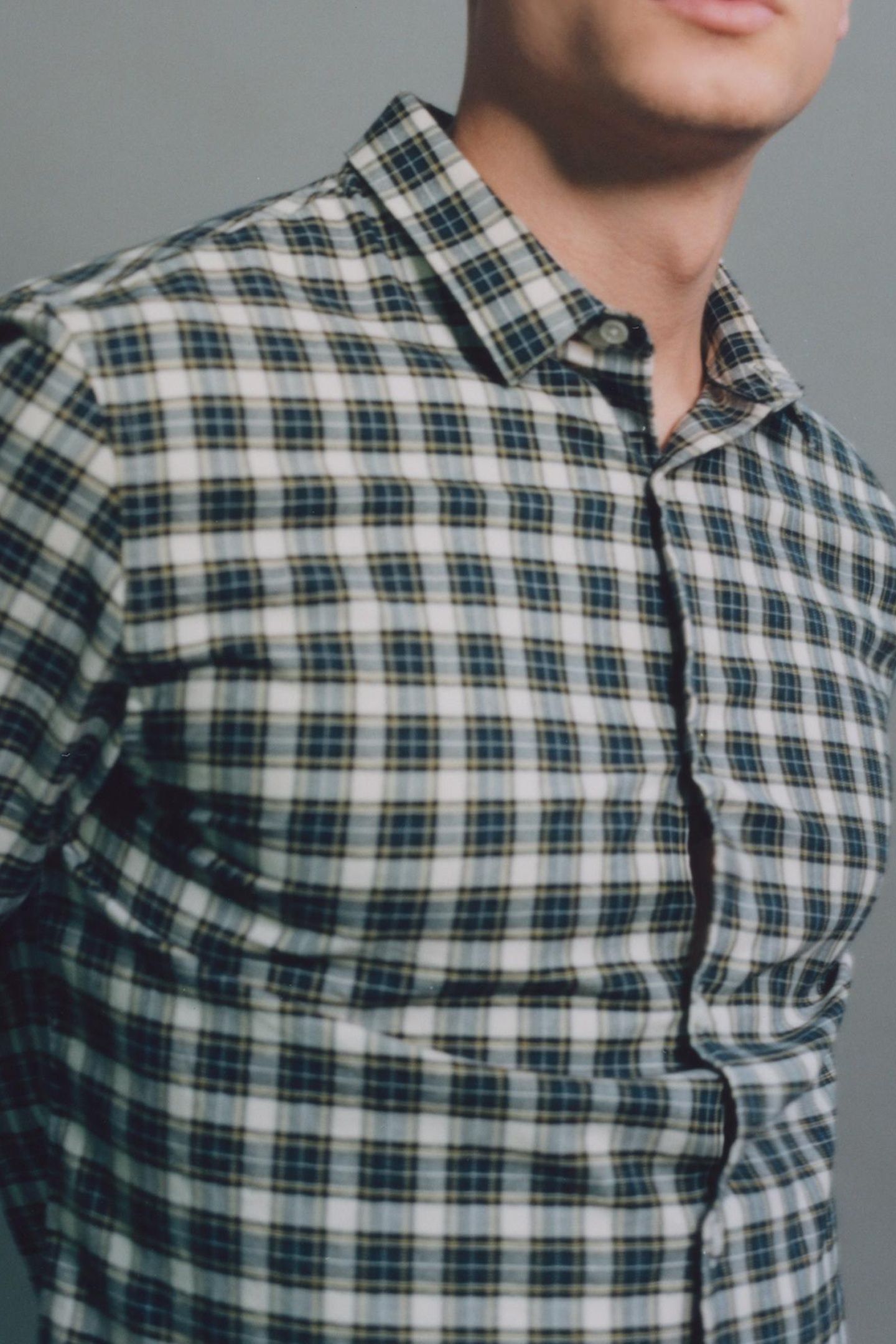 NAVY CHECKED SLIM SHIRT 5