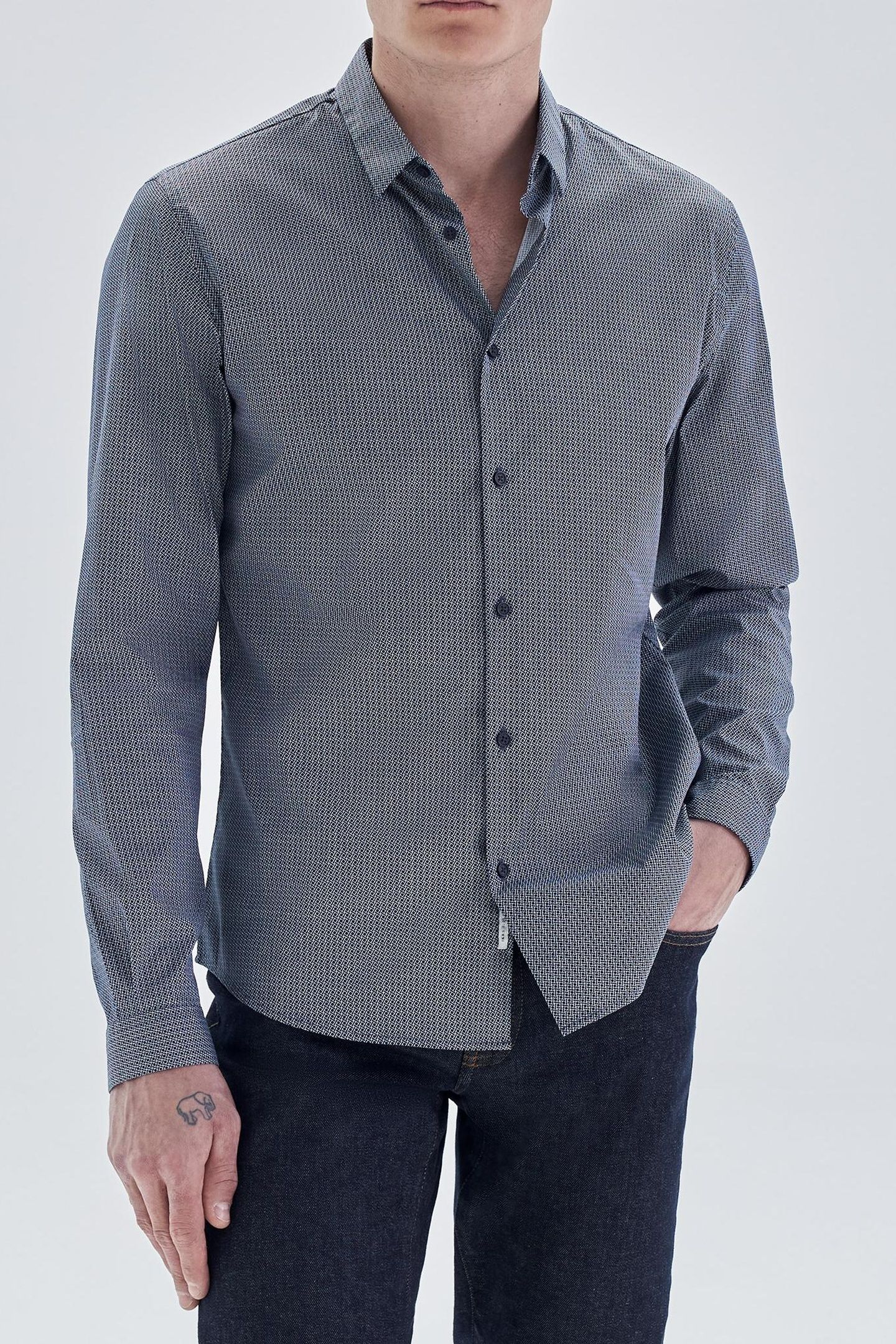 NAVY MINIMALIST PRINT EASY CARE SLIM SHIRT 1