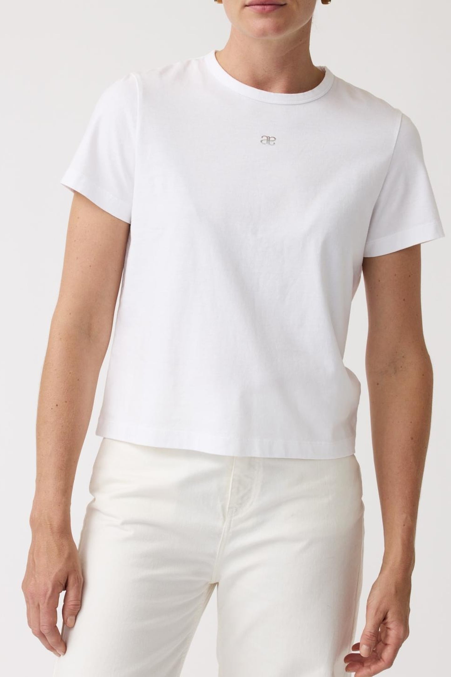 BROOM LOGO T VERY WHITE 1
