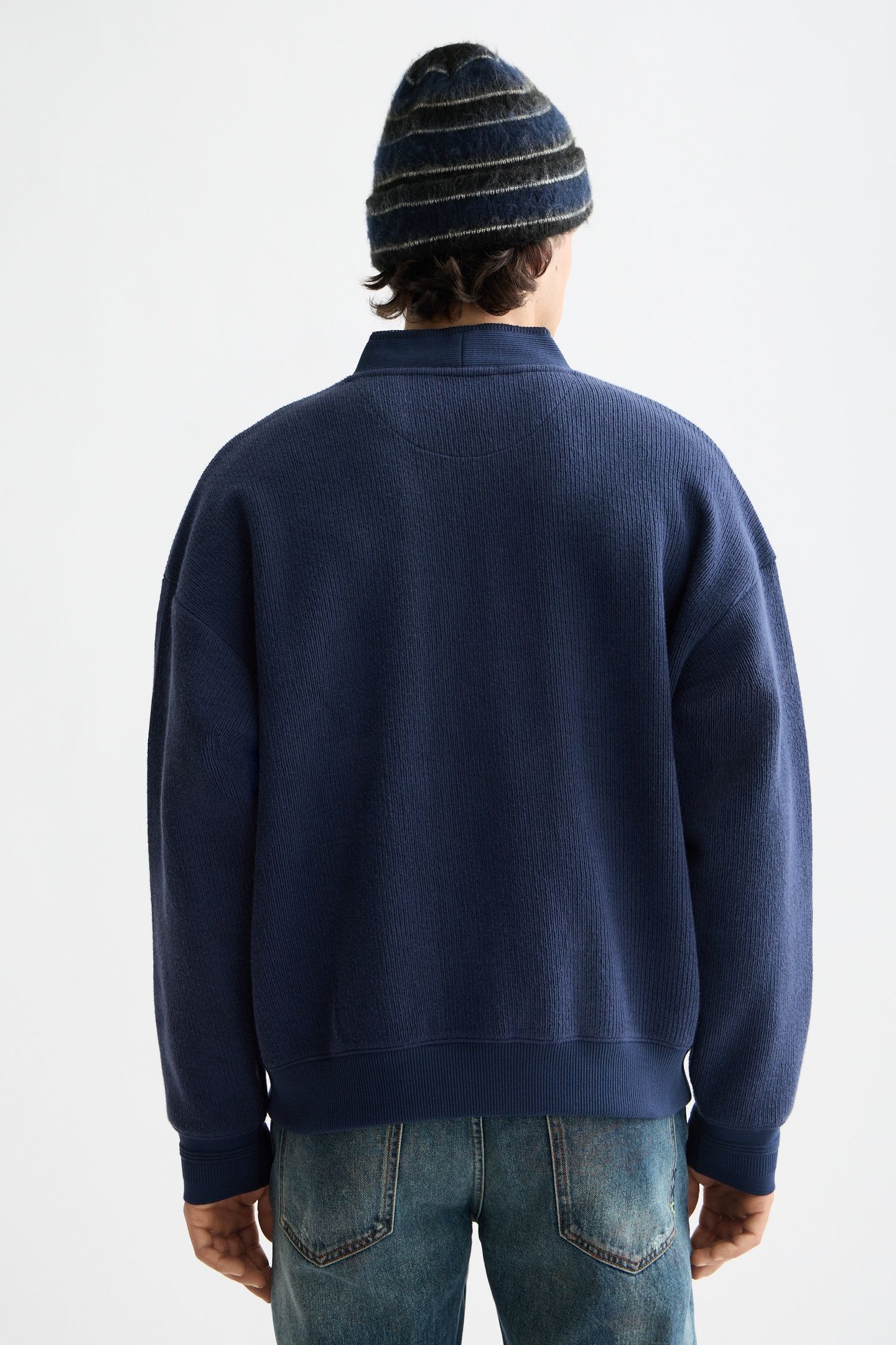 LOOSE FIT BUTTON DOWN SWEATSHIRT PEACOAT 2