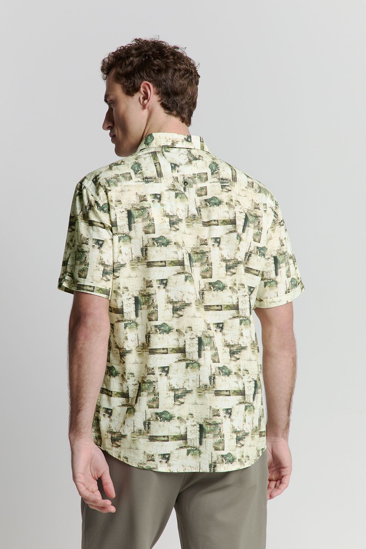 SHIRT SHORT SLEEVE ALLOVER PRINTED GREEN 3