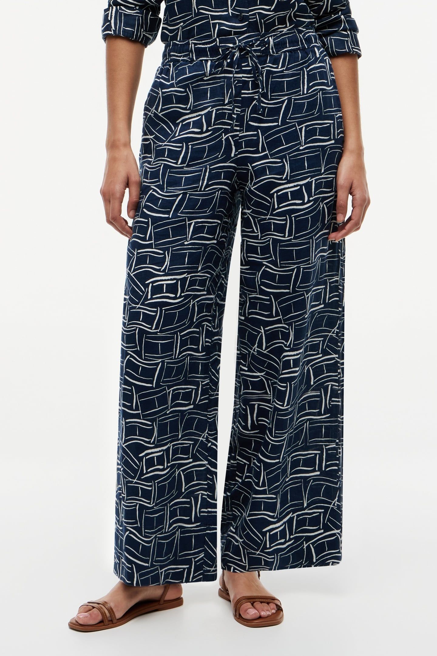 ESSENTIAL LINEN PULL ON PANTS FLAG FEATHERS DARK NIGHT NAVY 1