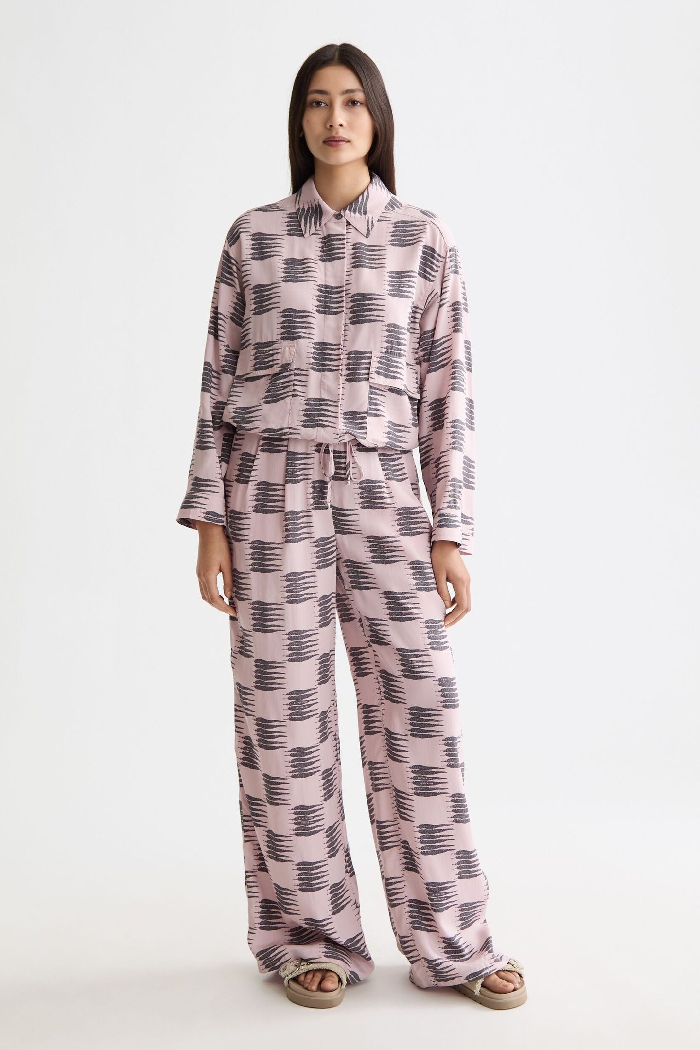 PRINTED UTILITY SHIRT FEATHER BLOCK 7