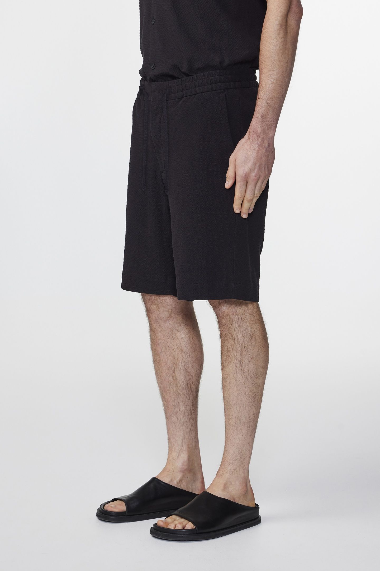 SEB SHORTS 1040 SHORTS BLACK 2