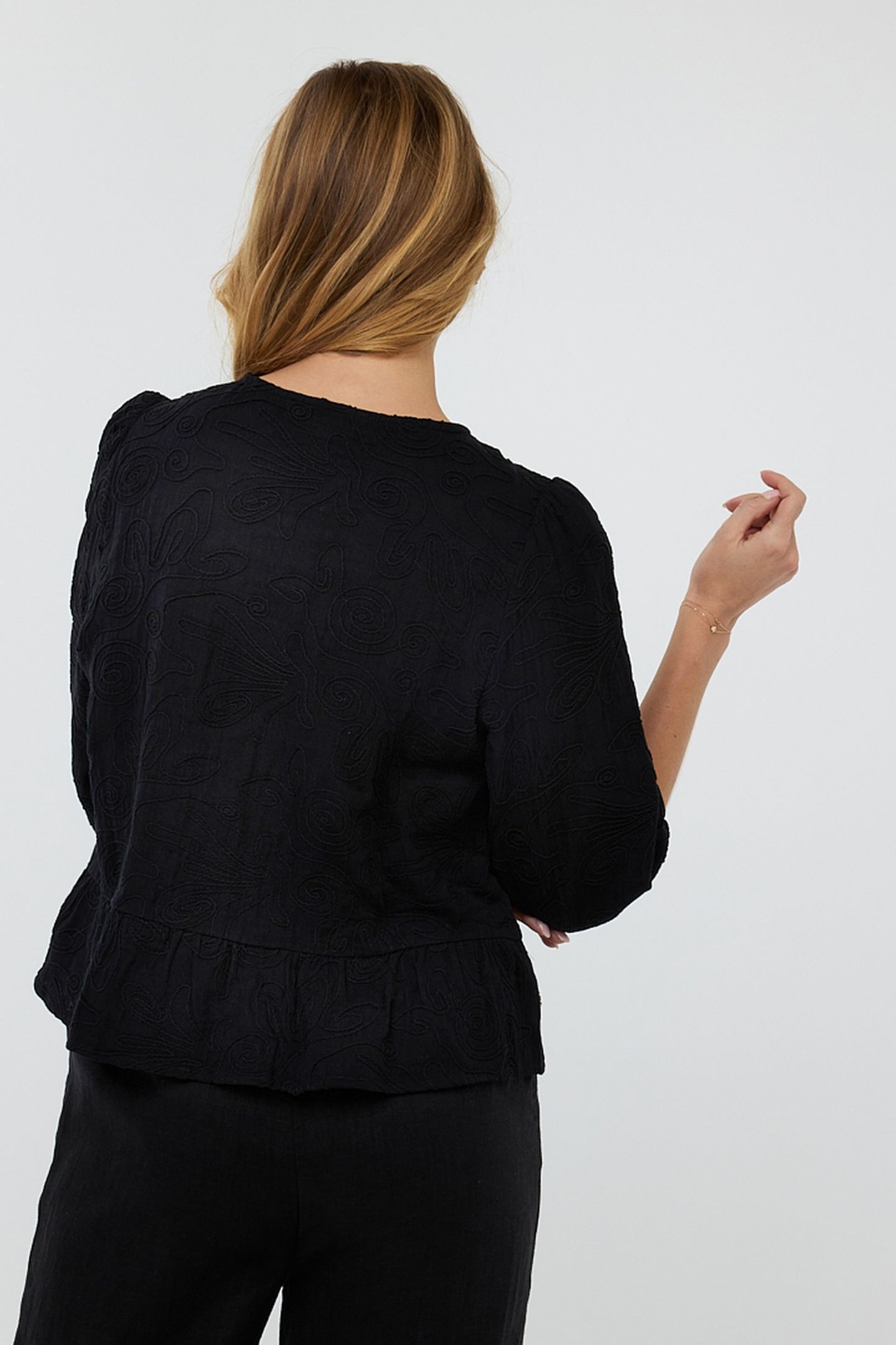 BLOUSE 3D EMBROIDERY BLACK 3
