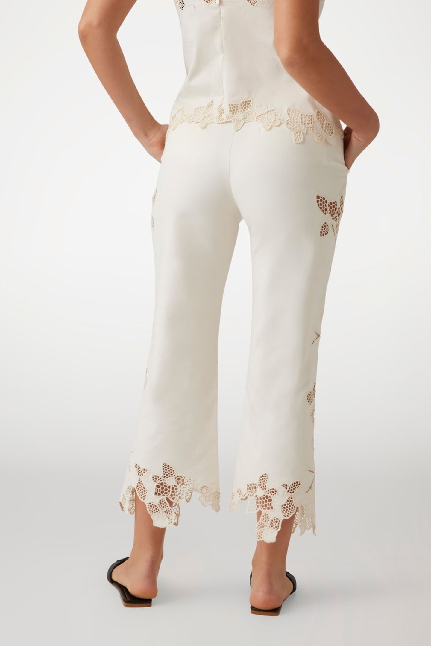 FARRAH EMBRO PANT SANDY SHORE 3