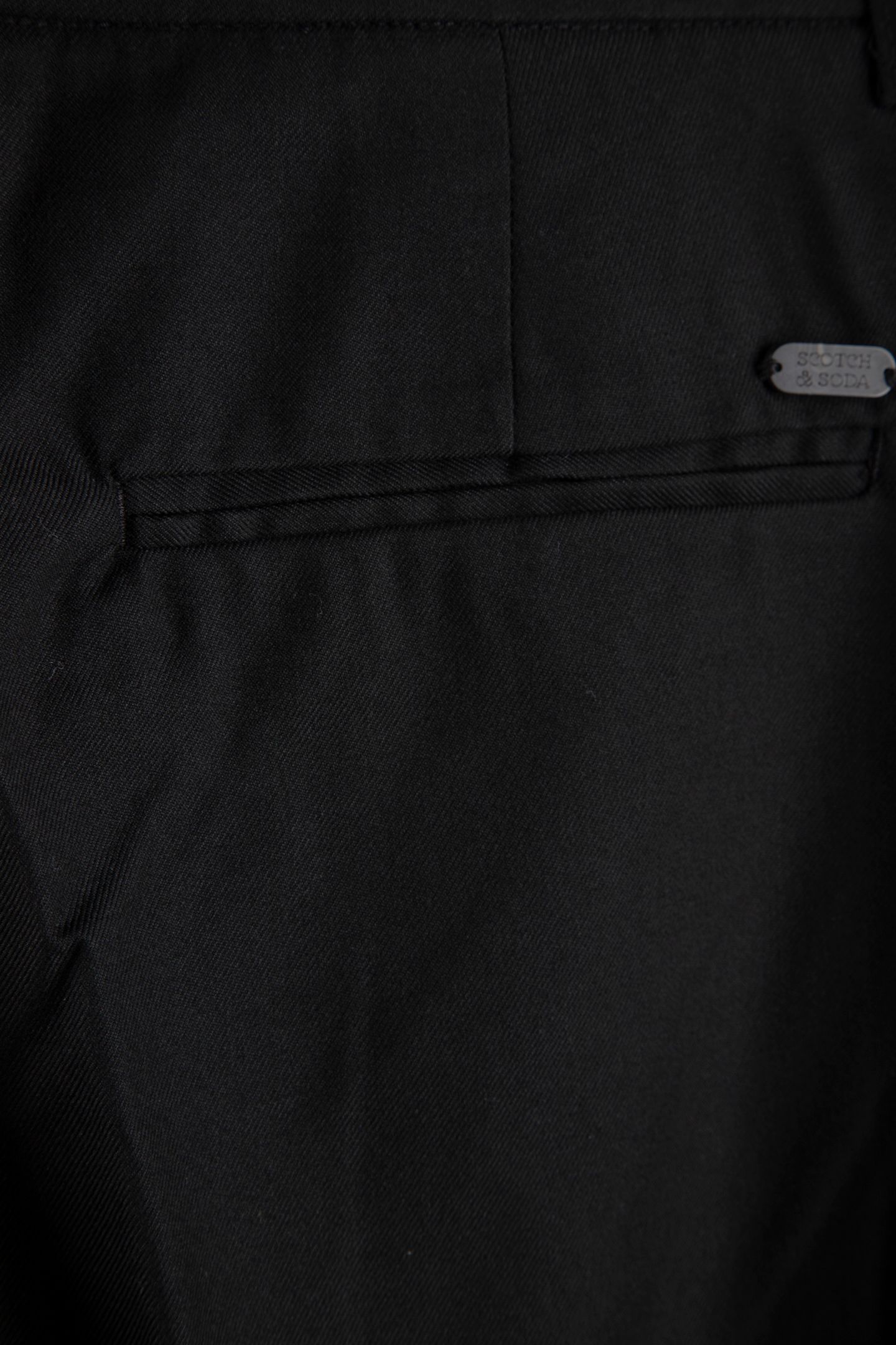 LOWRY PANT BLACK 4