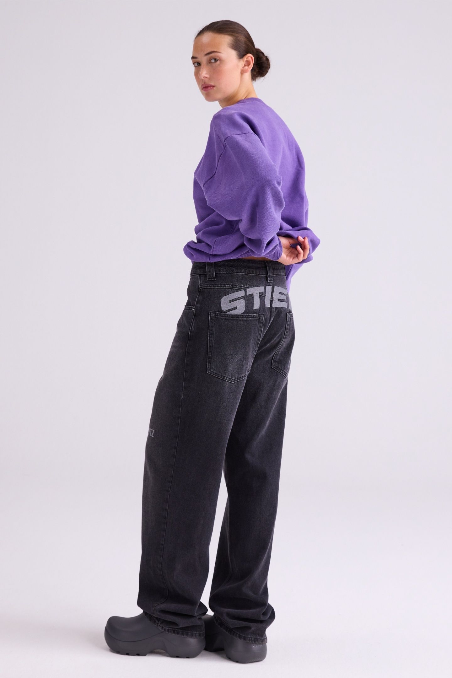 ARYO JEANS BLACK 2