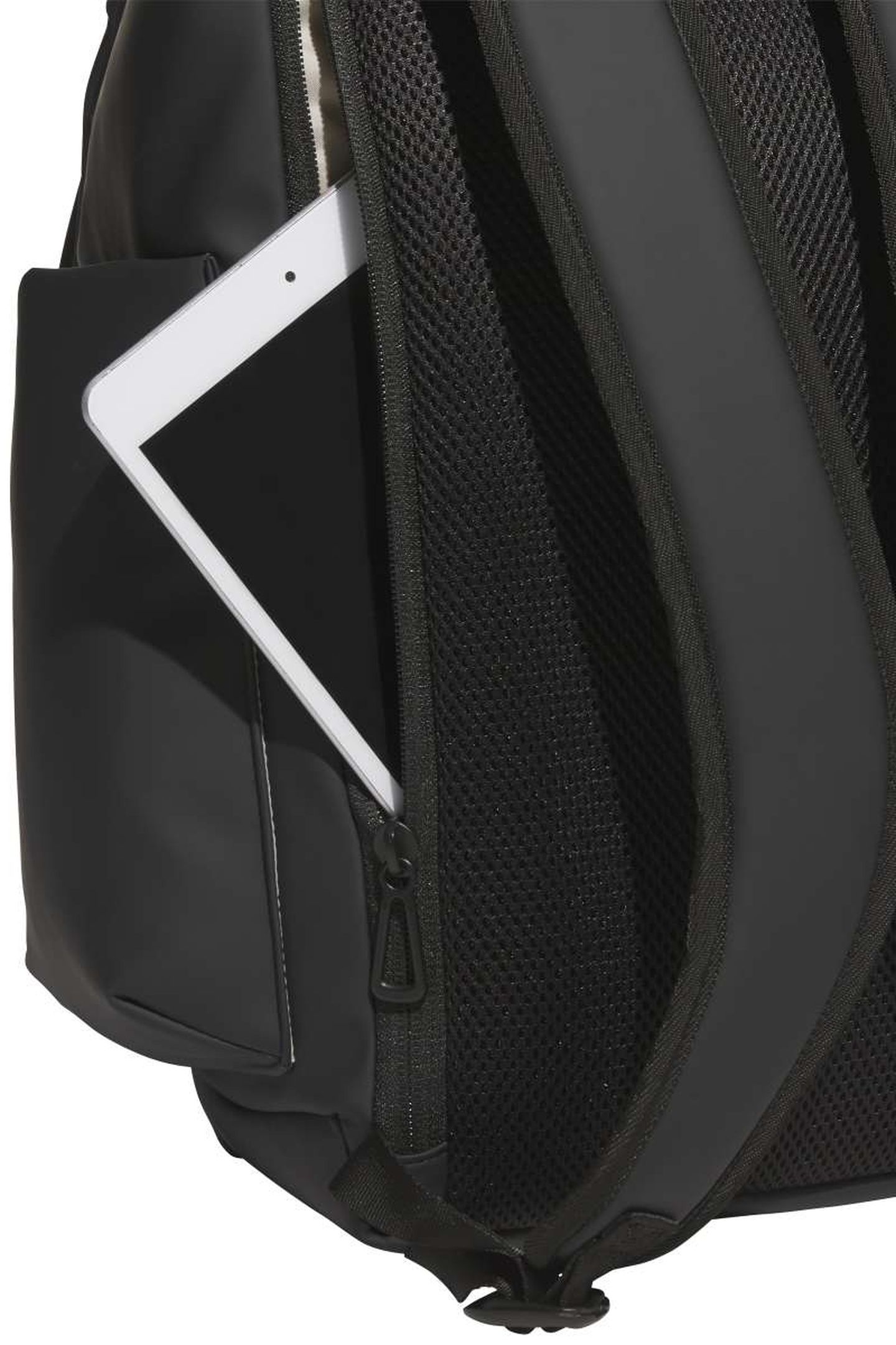 SPORTSWEAR FAVORITE BACKPACK BLACK 7