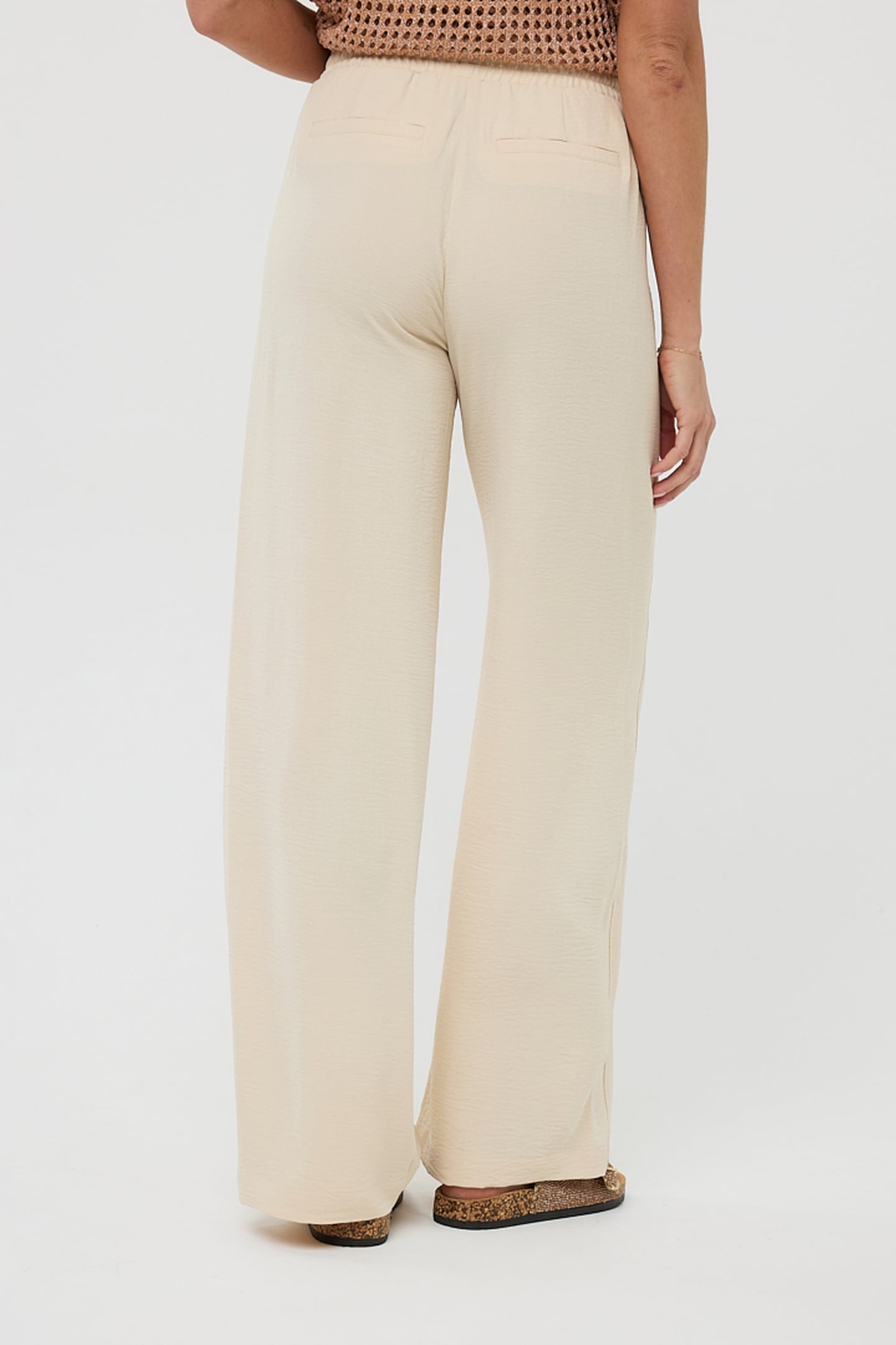 TROUSERS WIDE ELASTIC CRINKLE SAND 3