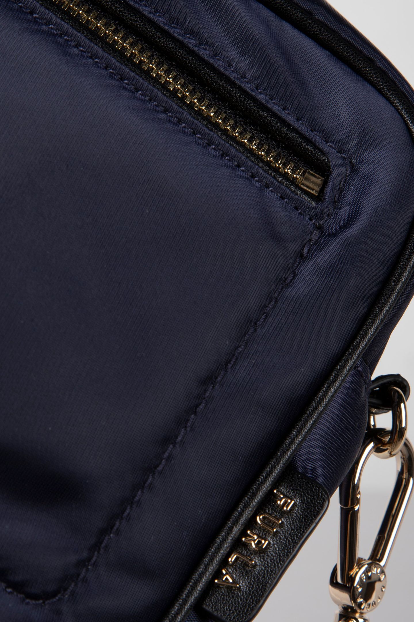 GAIA SMALL CAMERA CASE BALTIC 6