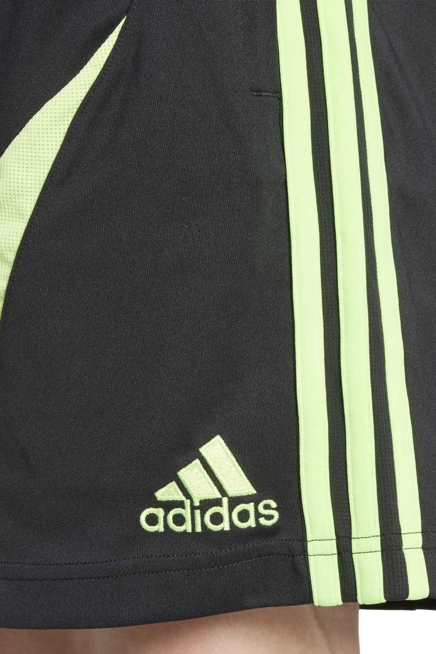 UNISEX ORIGINALS TEAMGEIST ADICOLOR SHORTS BLACK 3