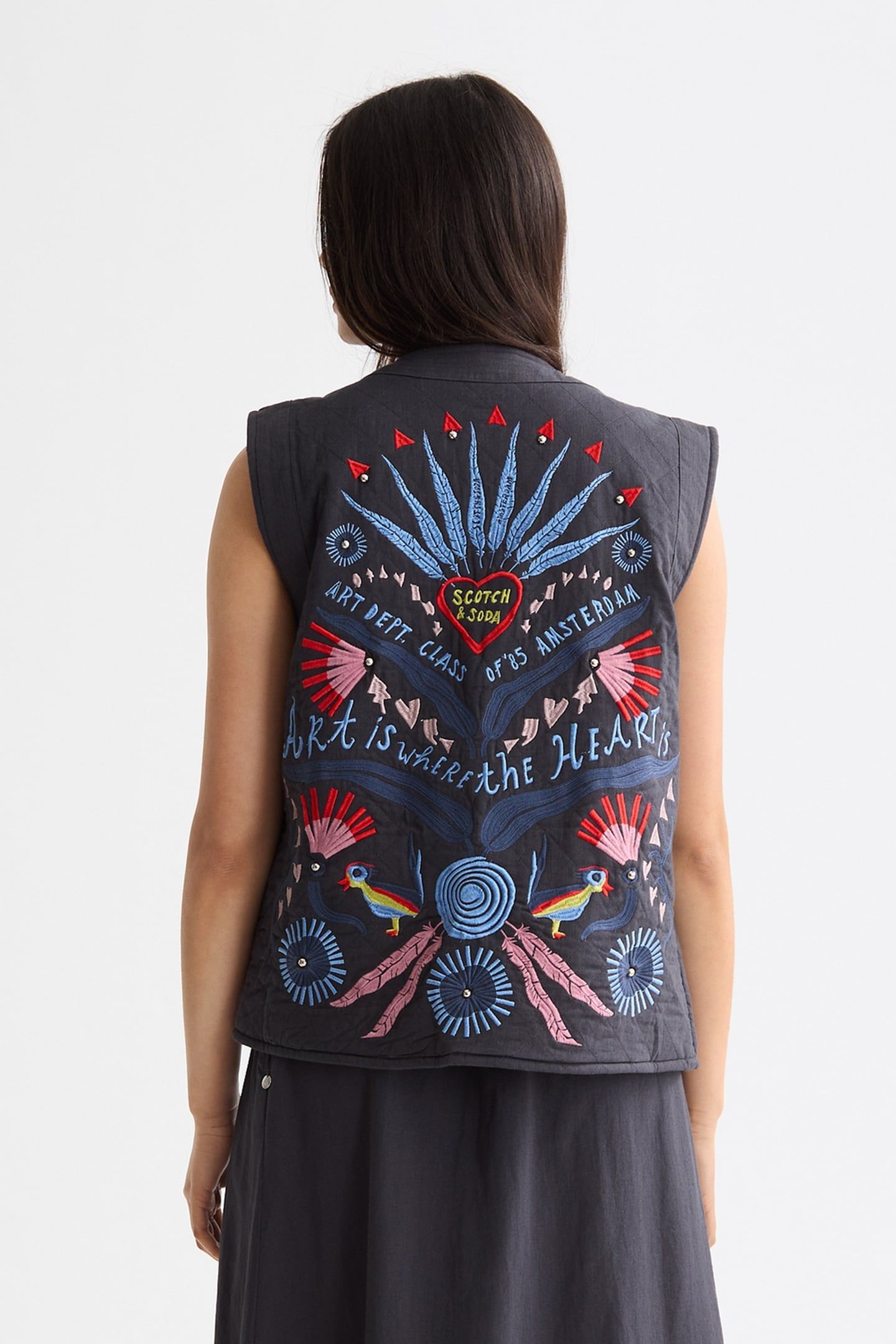 EMBROIDERED GILET CHARCOAL ART 3