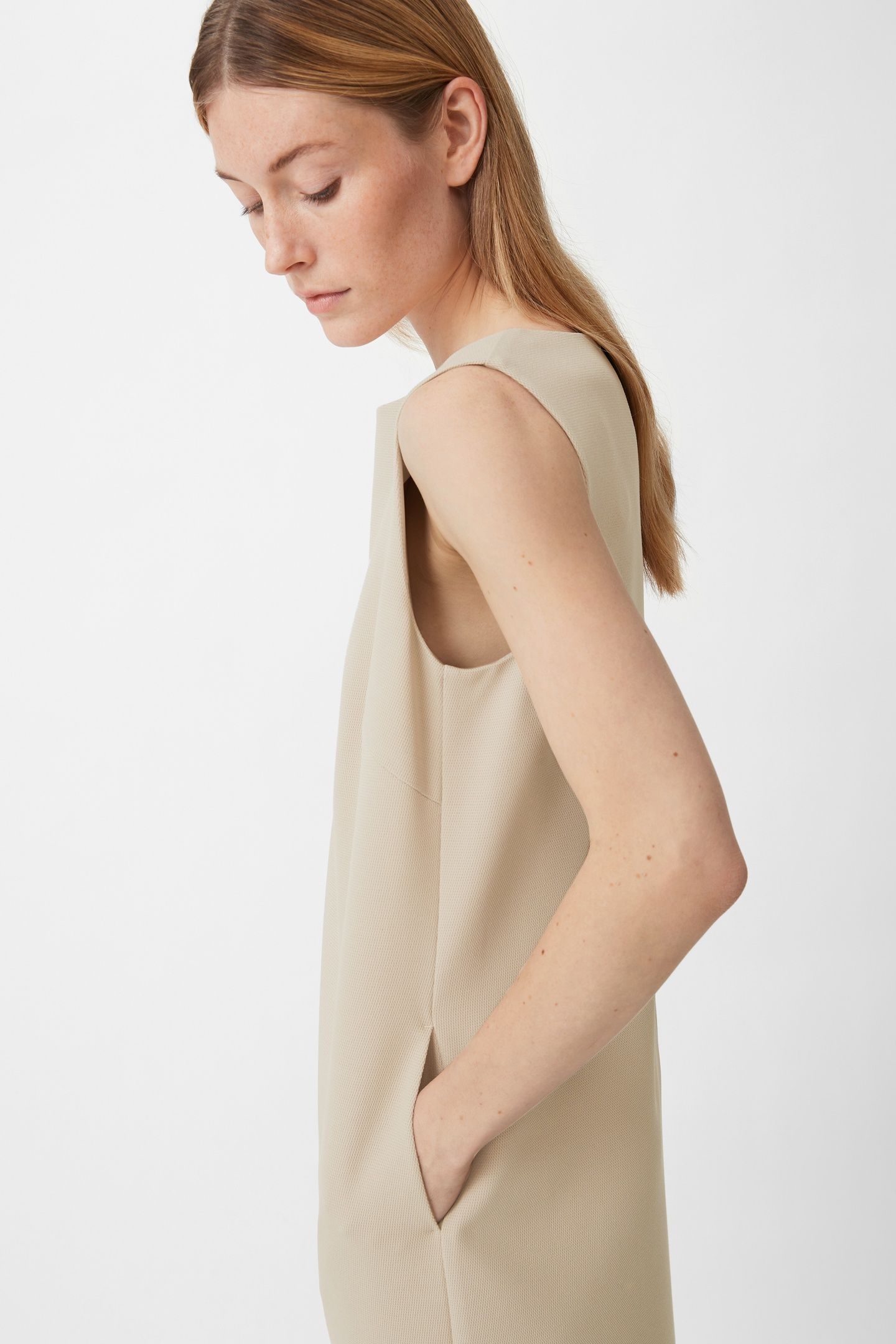 COMMA DRESSES BEIGE 5