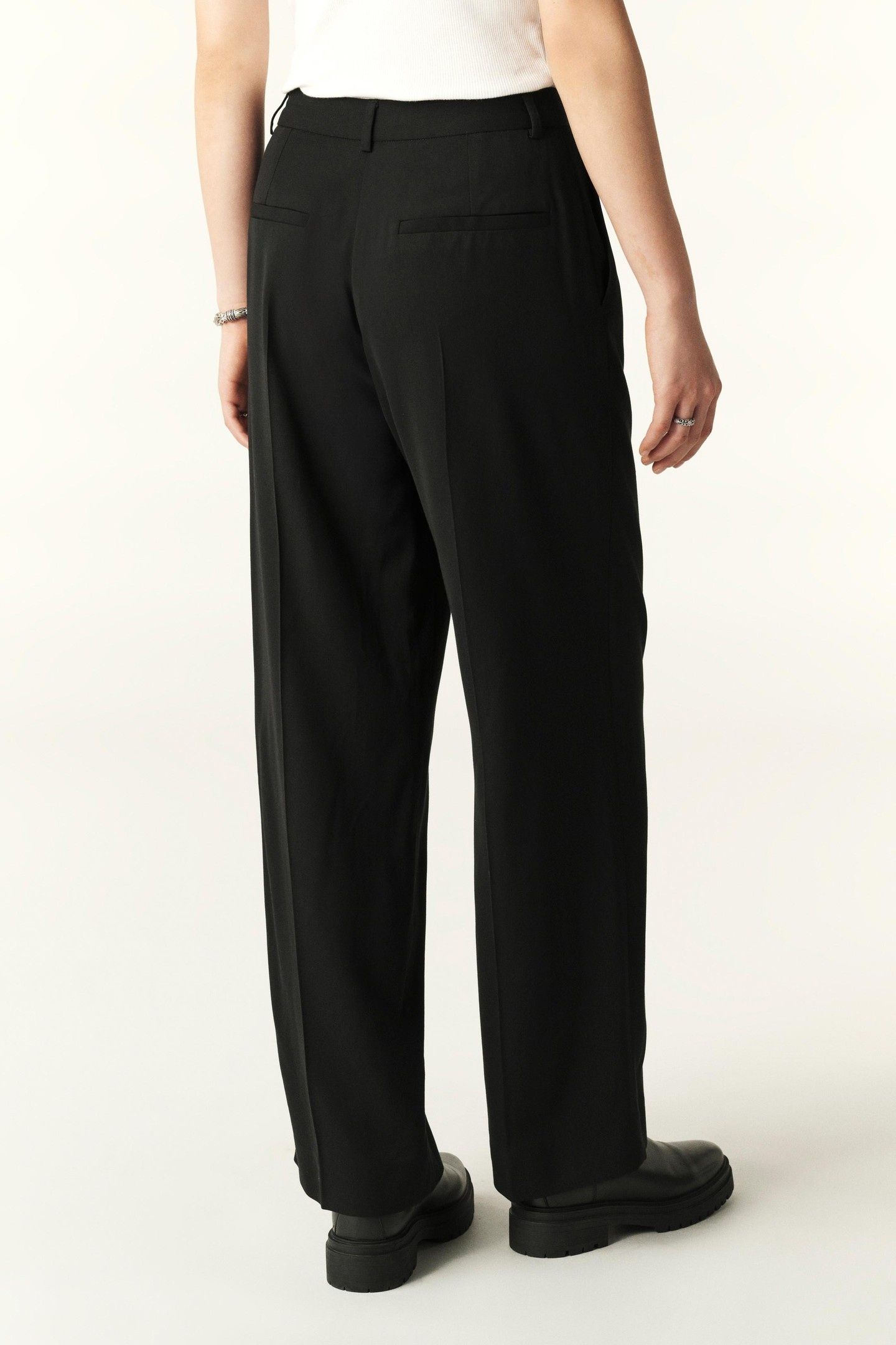 PANTALON GONA NOIR 2
