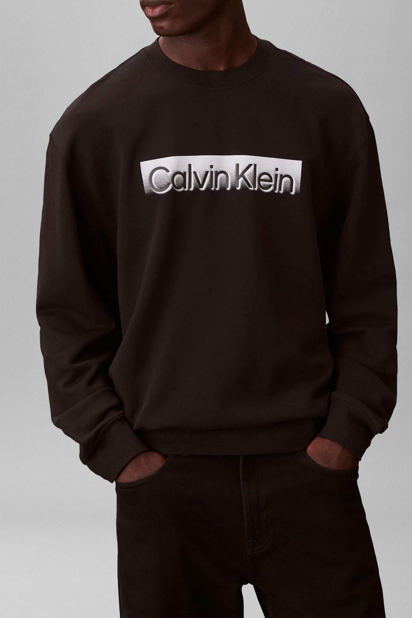 EU SPORTSWEAR GRAPHIC SWEATSHIRT BLACK 1