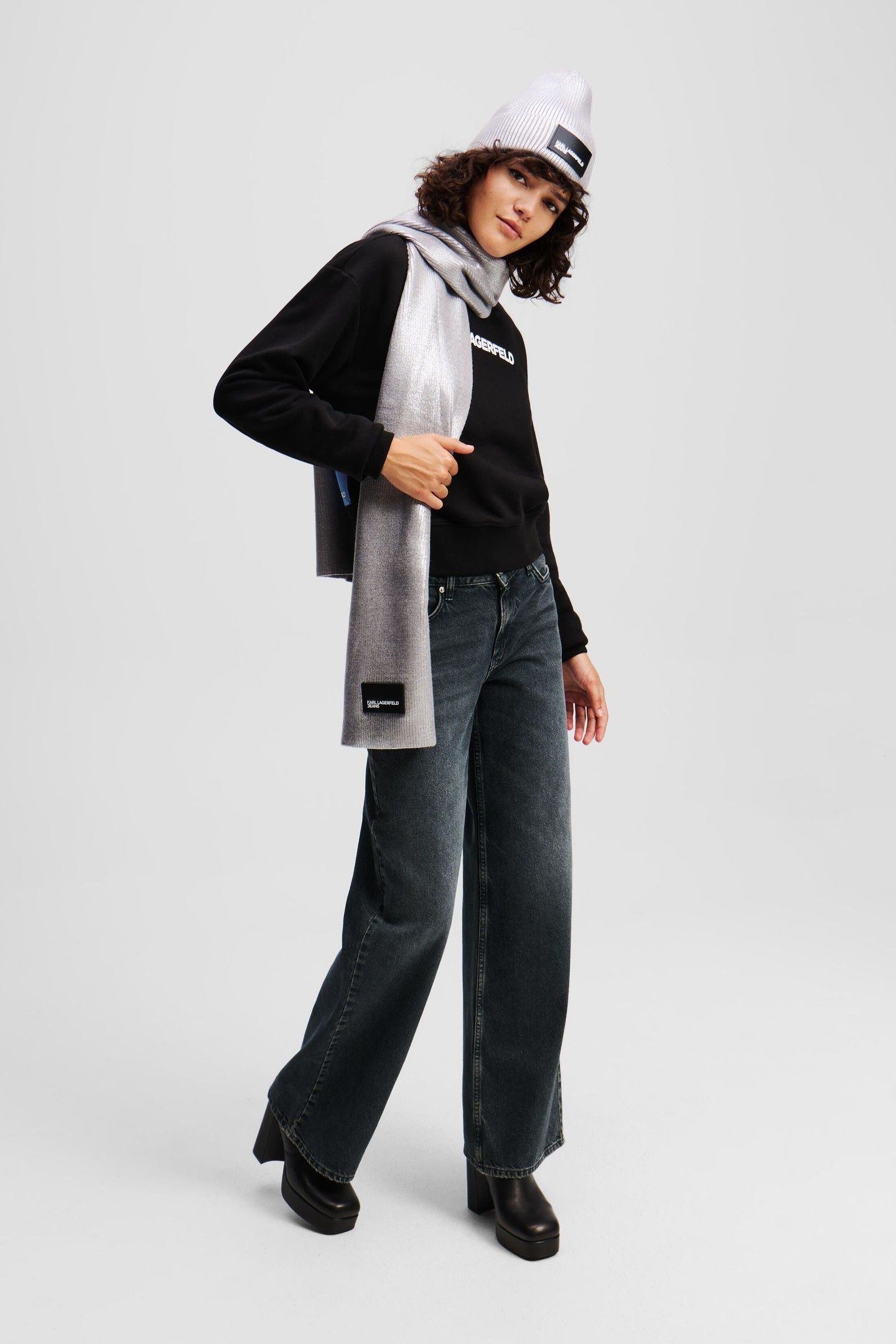RELAXED DENIM WASHED BLUE BLACK 5