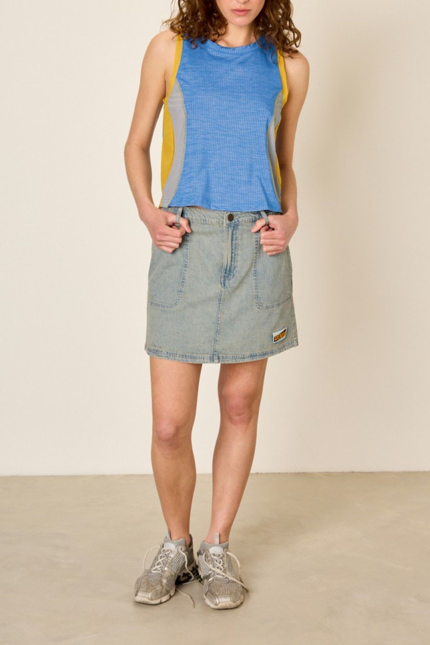 VAMY TANK TOP TRICOLORE BLEU JAUNE ET GRIS 2