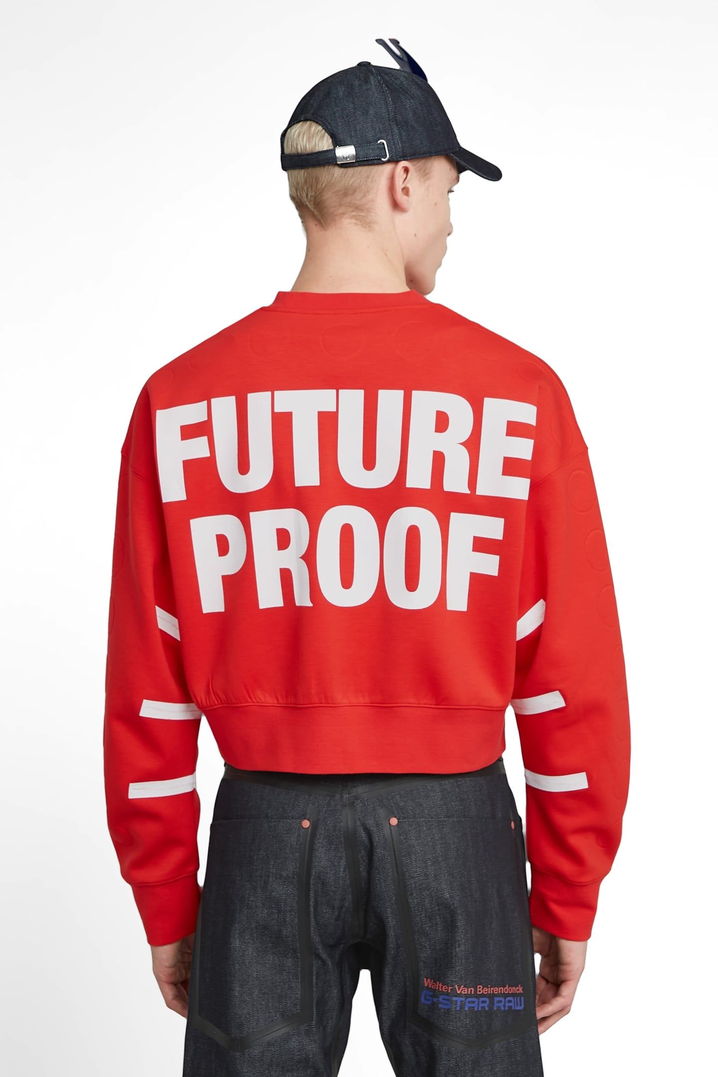 GSXWVB OVERSIZED SHORT SWEAT SCARLET 3