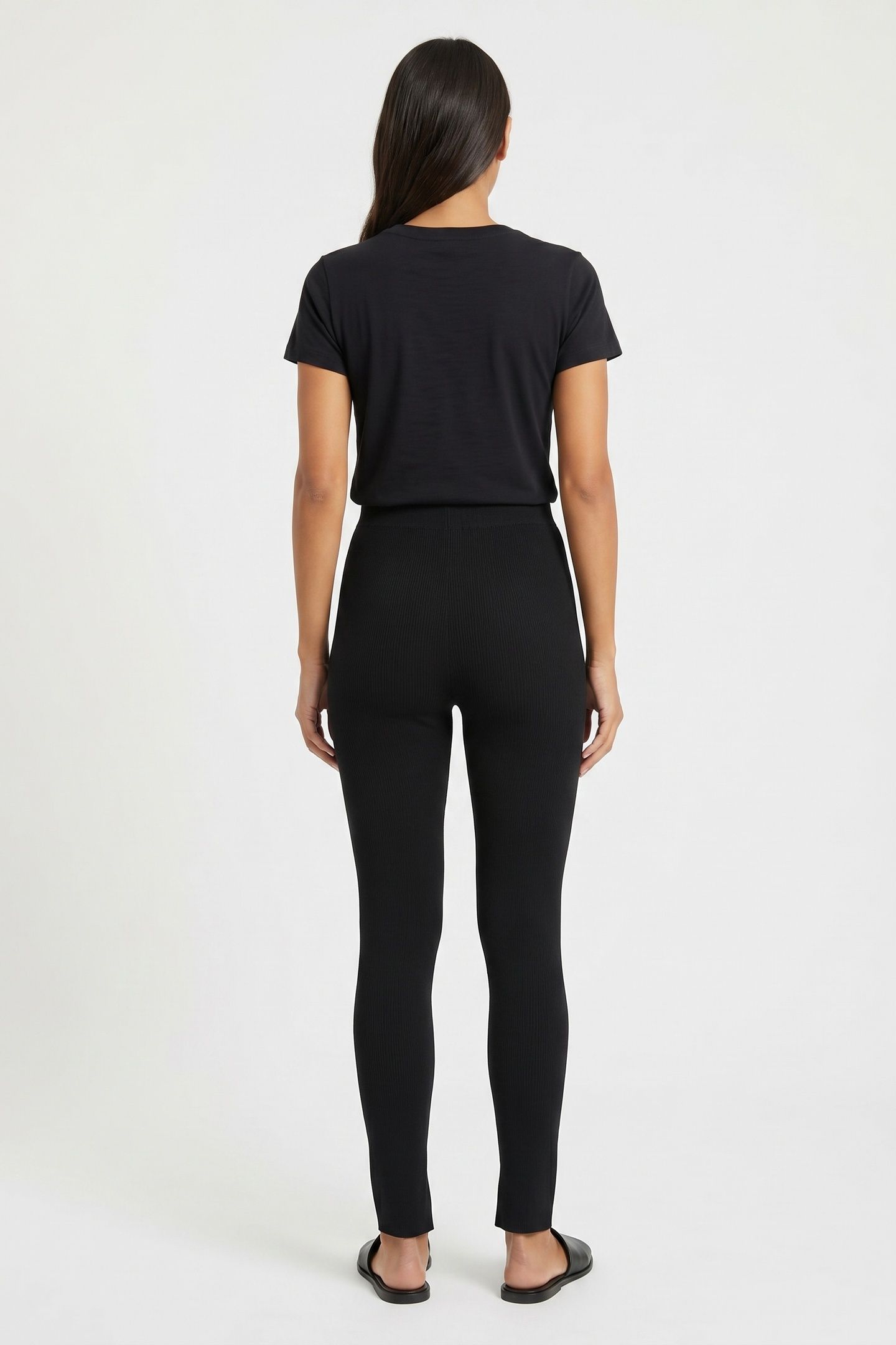 FERGIE LEGGINGS BLACK 2