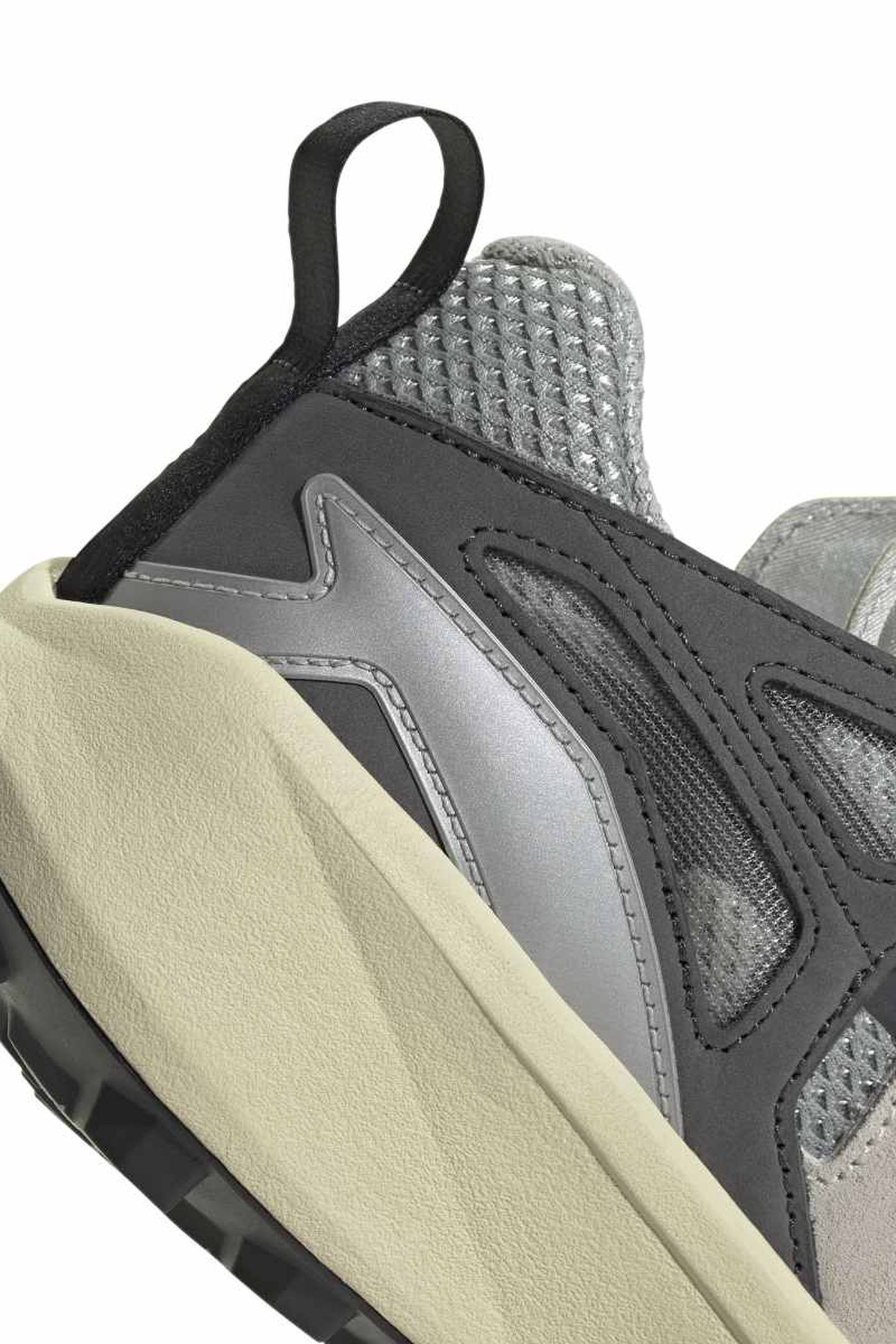 UNISEX SPORTSWEAR KANTAI TRAIL SHOES WONDER SILVER 5