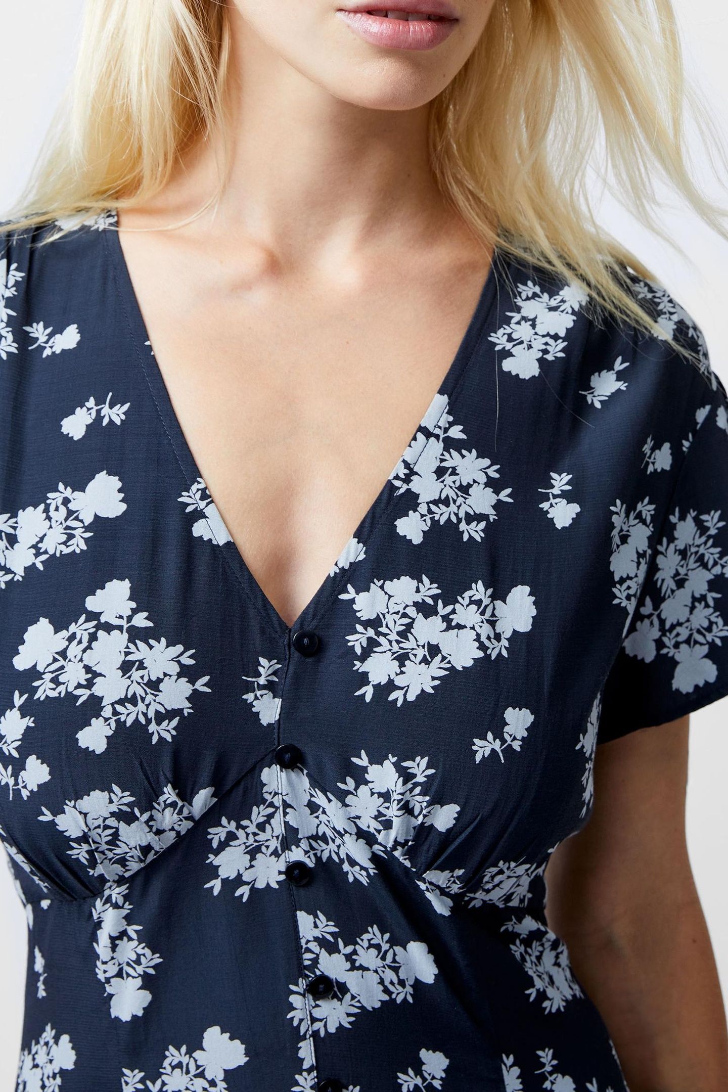 RAQUEL S/S V NK DRESS NAVY 3