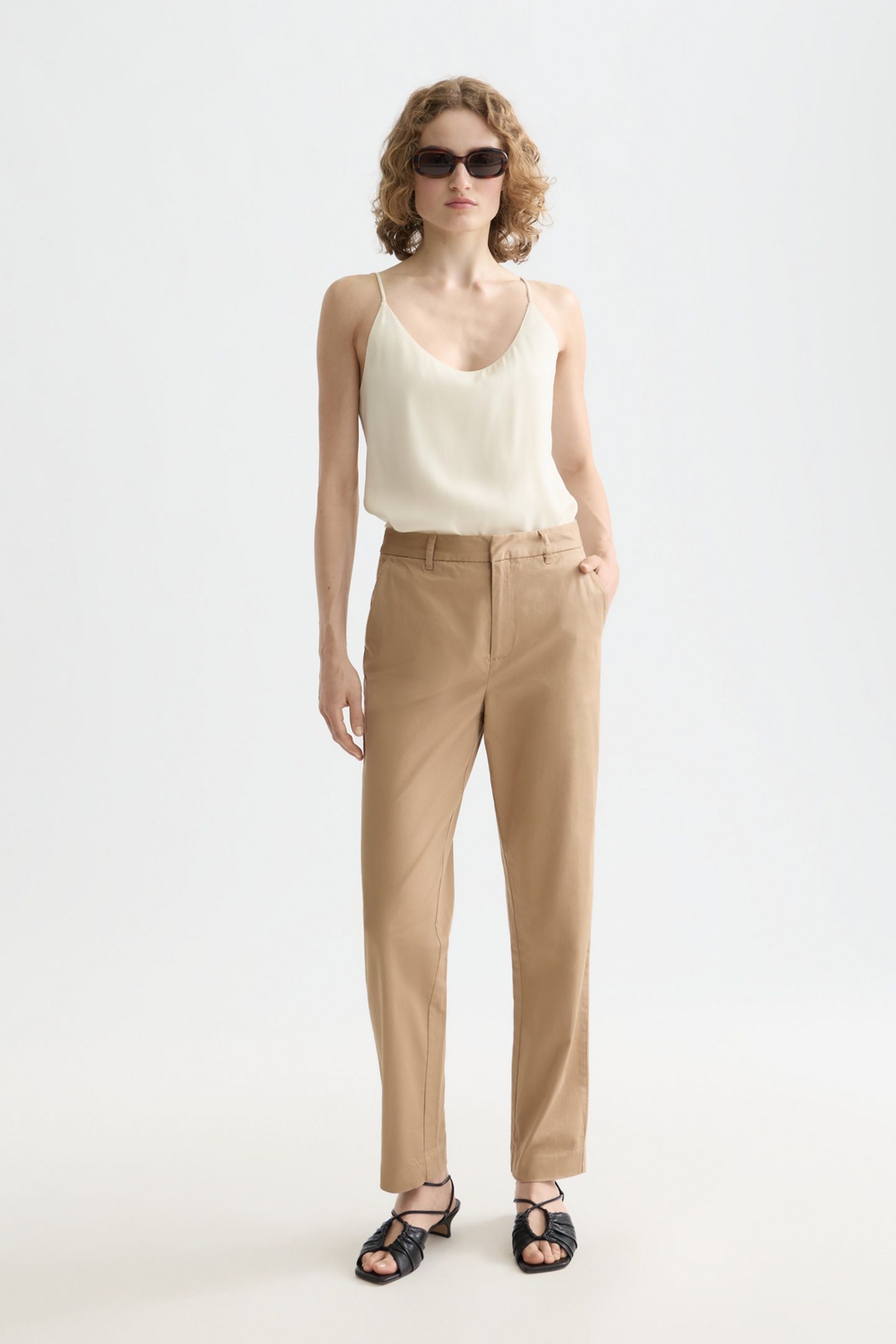 ABOTT CHINO PANT SAND 2