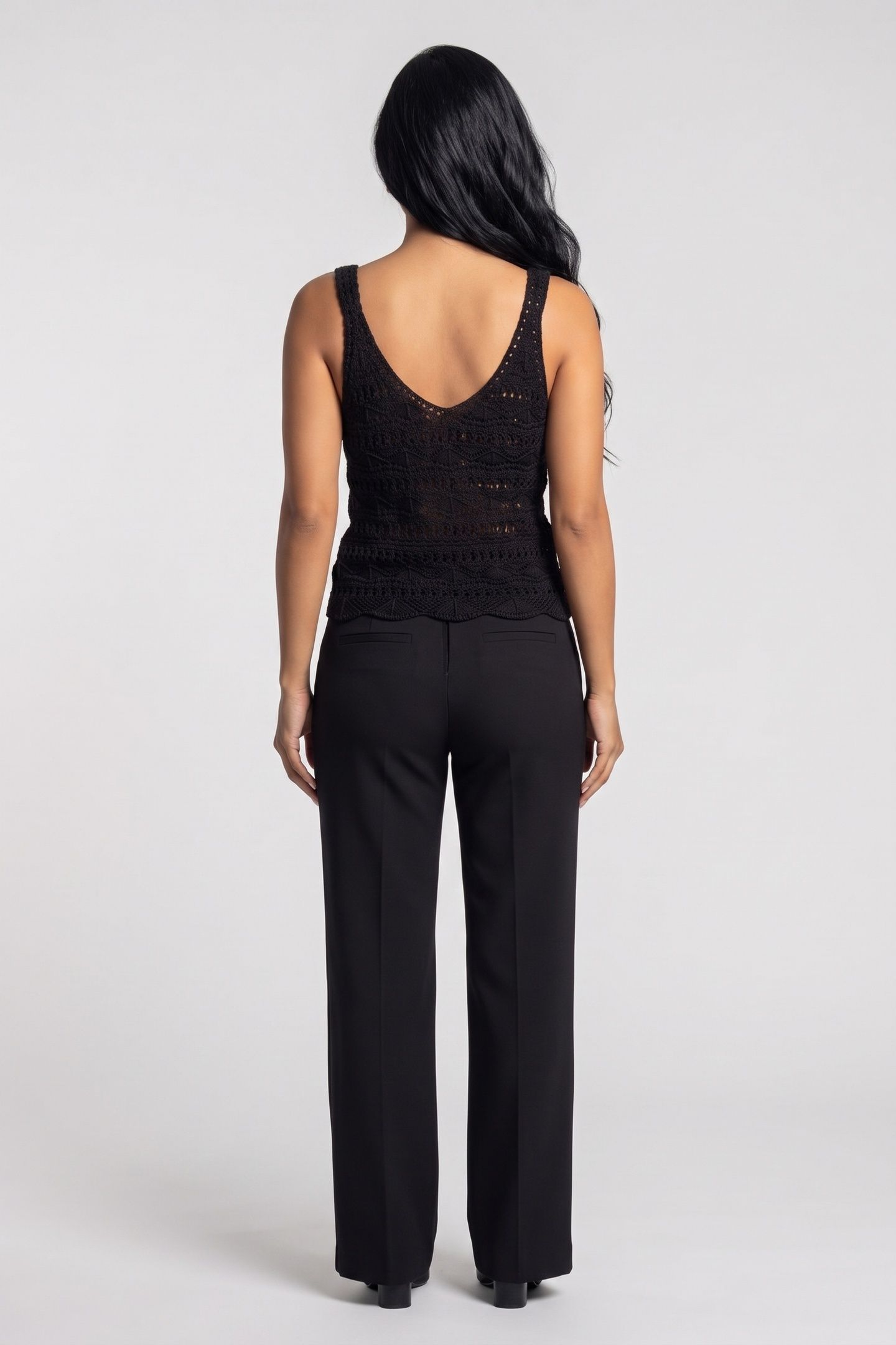 LABELLE PULLOVER BLACK 3
