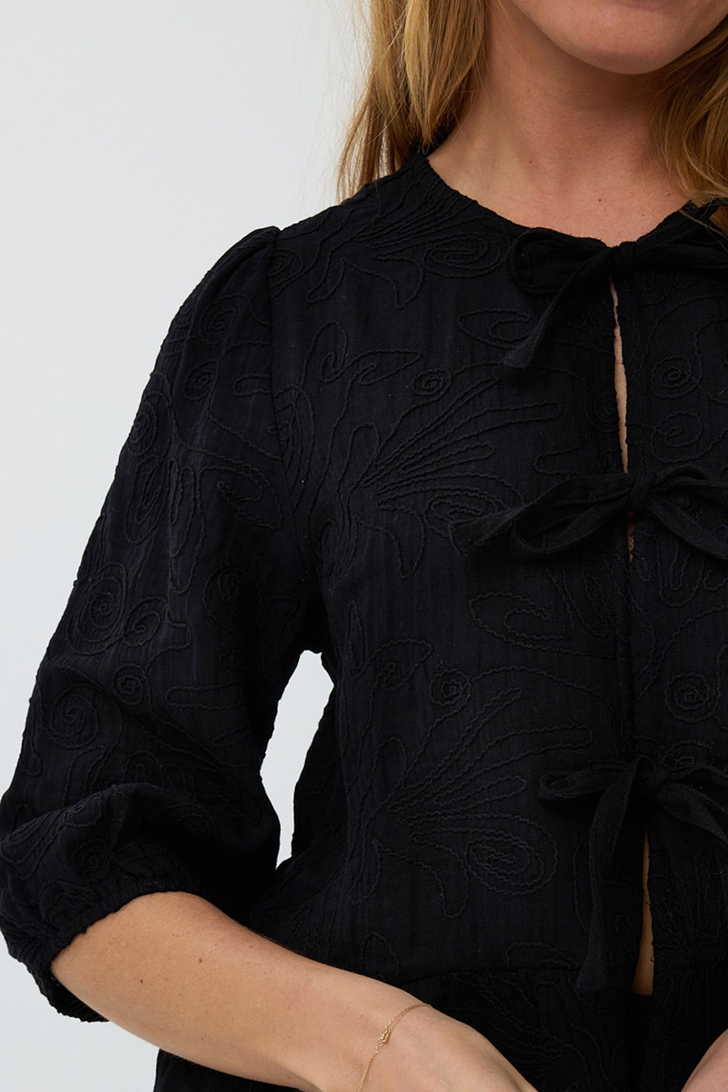 BLOUSE 3D EMBROIDERY BLACK 6