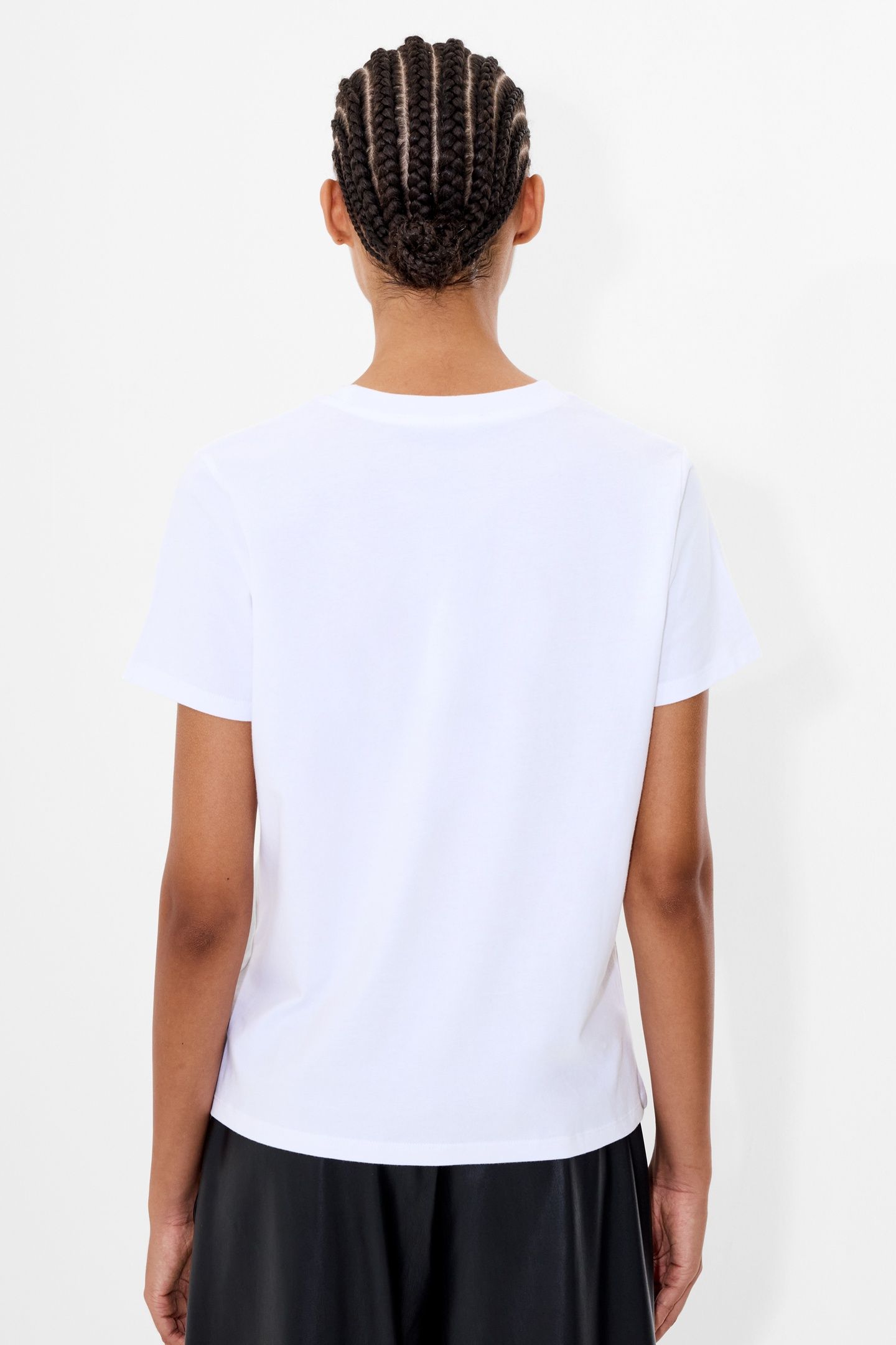 BLURRED FLORAL S/S TEE WHITE/BURGANDY 3