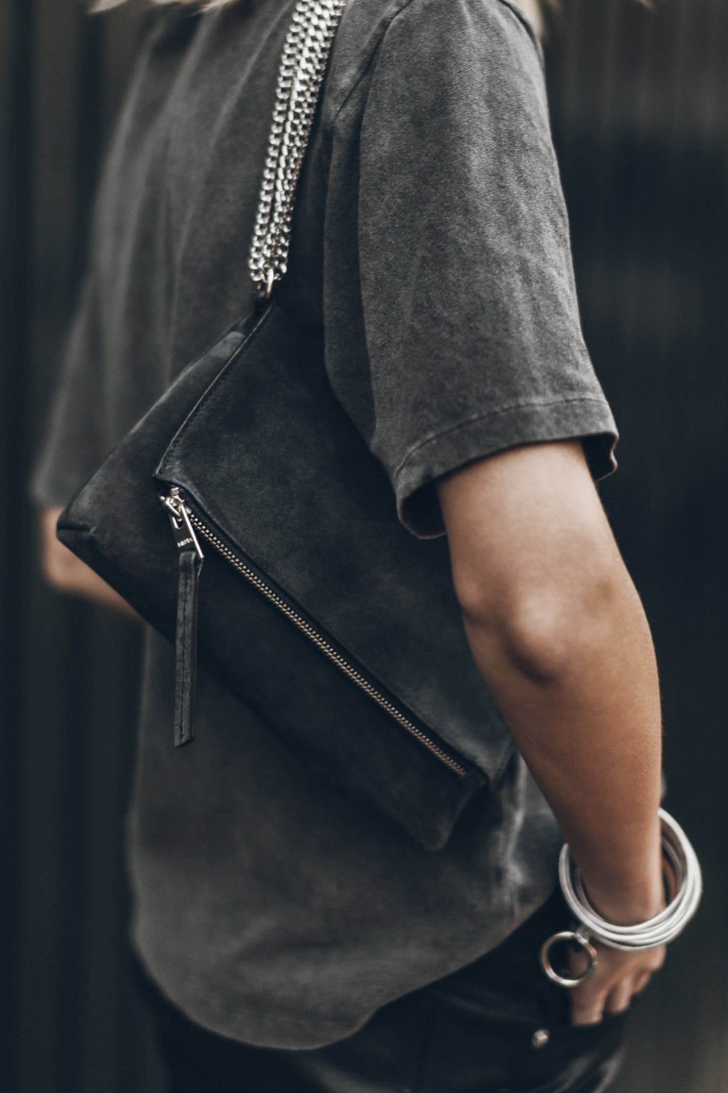 THE DARK SUEDE ZOWIE BAG 1