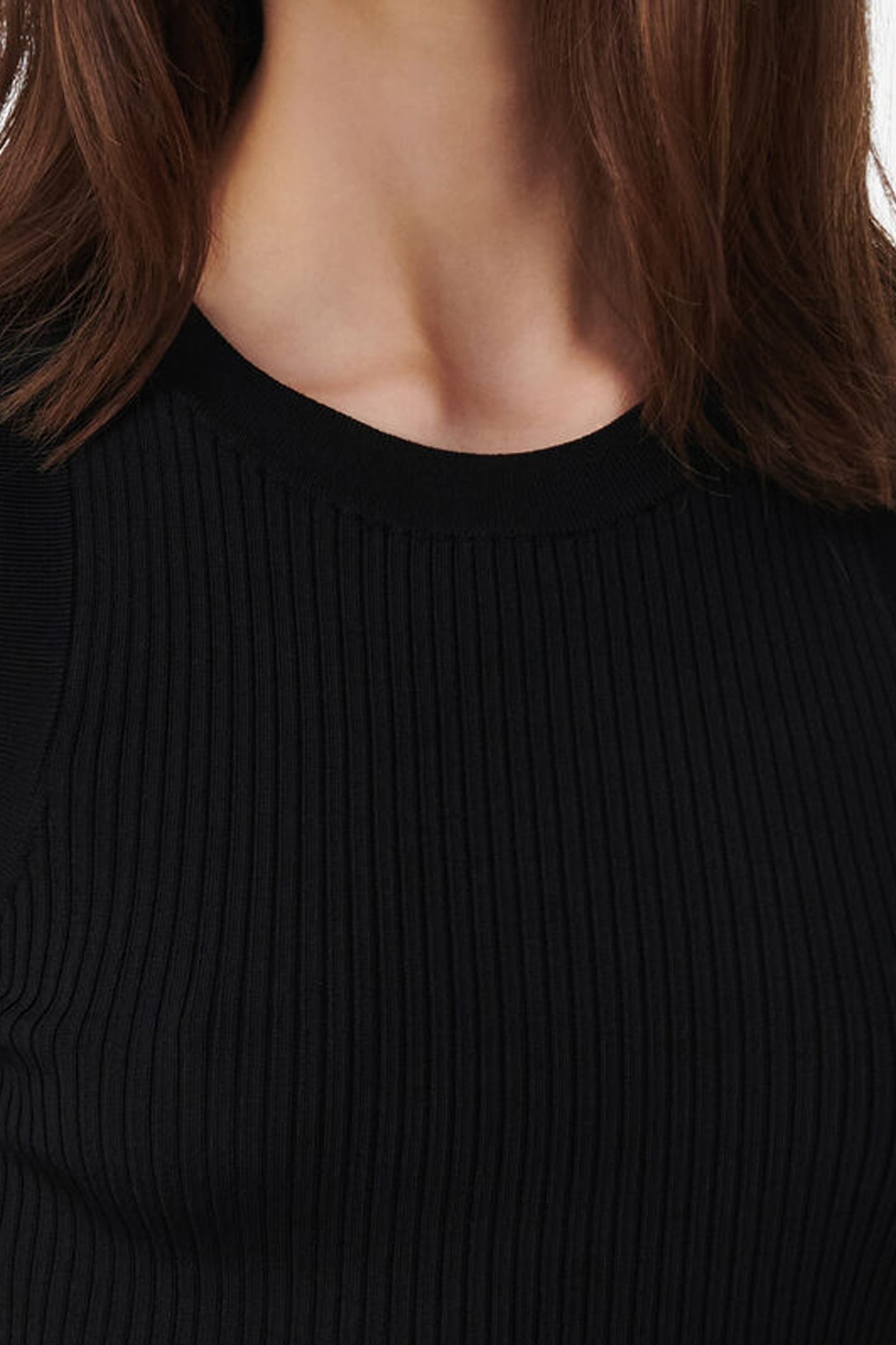THANA PULLOVER BLACK 9