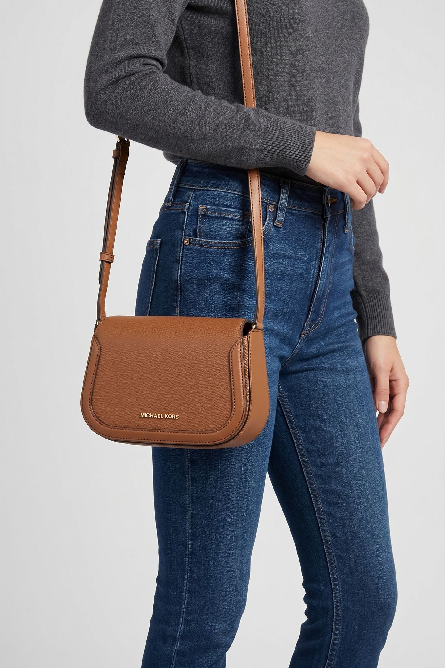 SMALL SADDLE CROSSBODY LUGGAGE 1