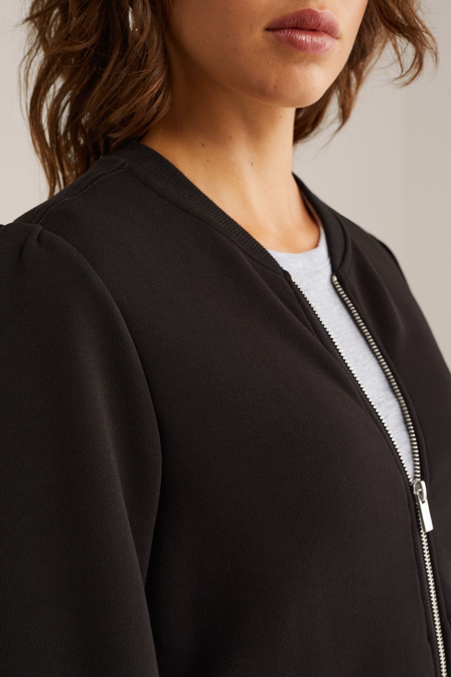 BOMBER BLACK 6