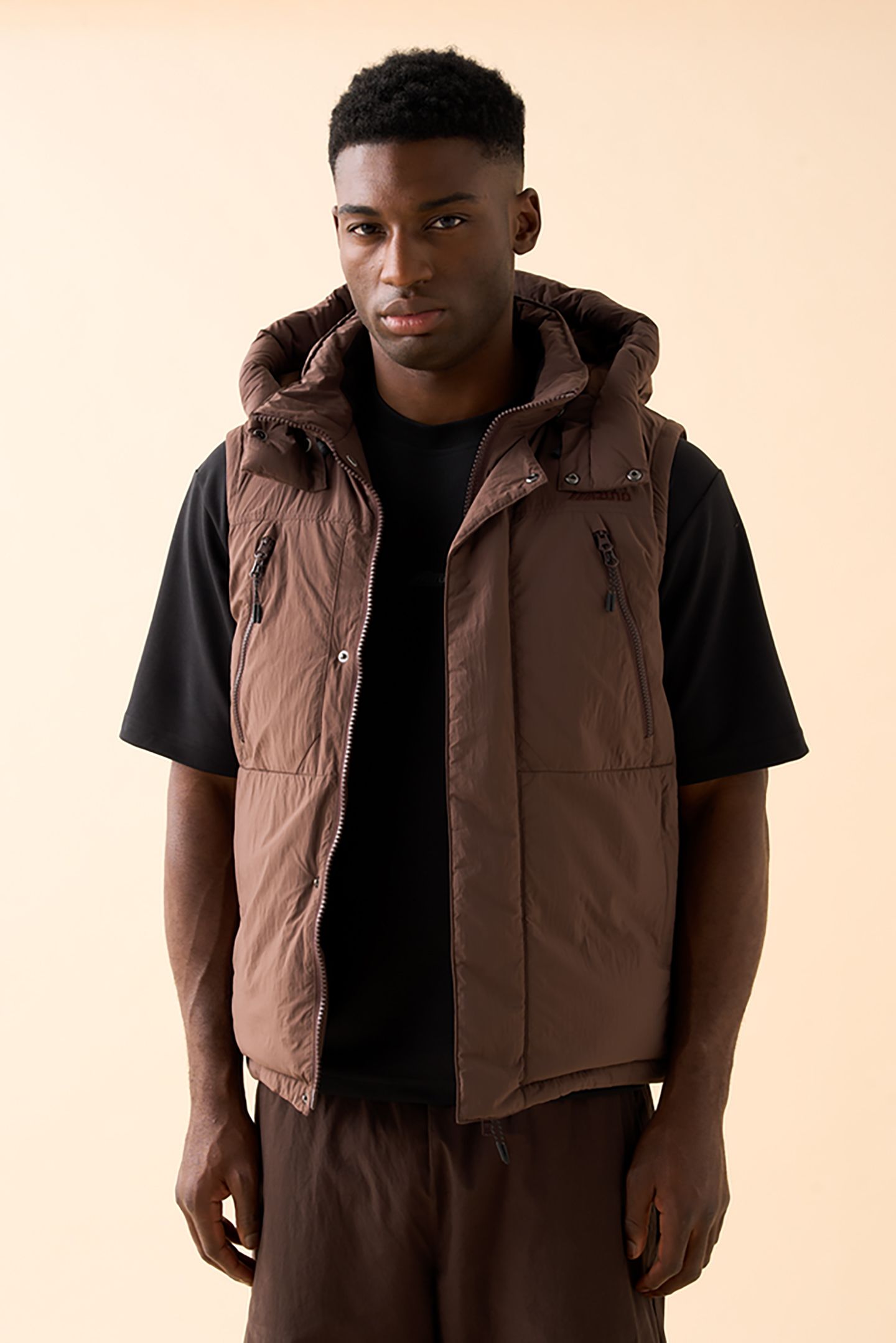 UNISEX SL BT DOWN VEST CHICORY COFFEE 1