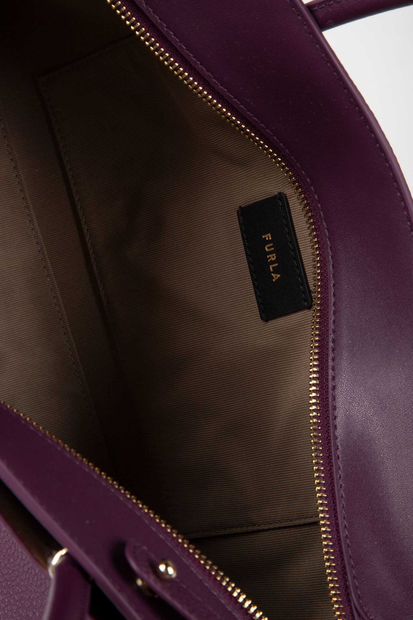 ERIS SMALL TOTE MELANZANA 4