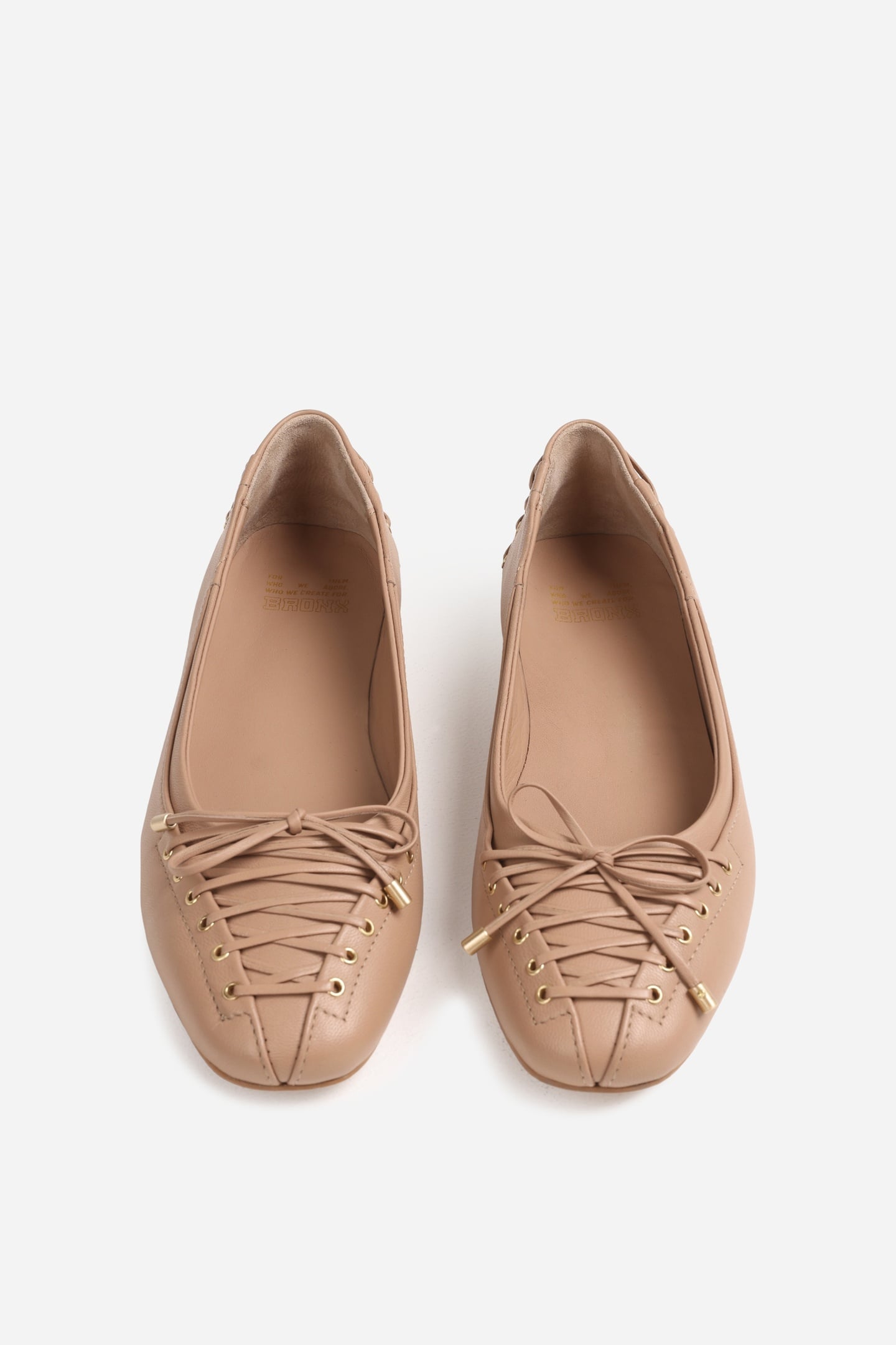SER-AJAA LOW SHOE MOCHA MOUSSE 5