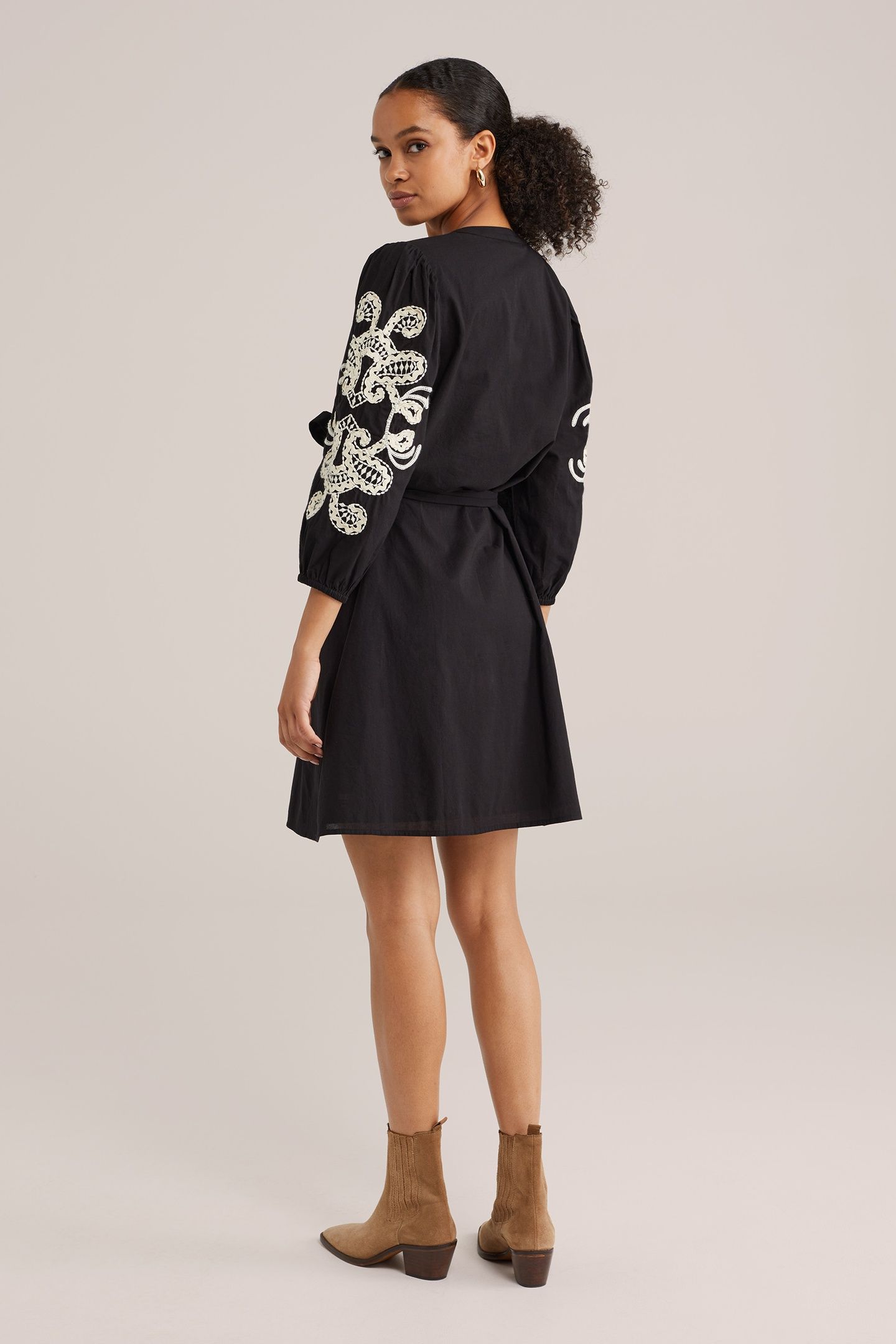 DRESS SHORT BLACK 3