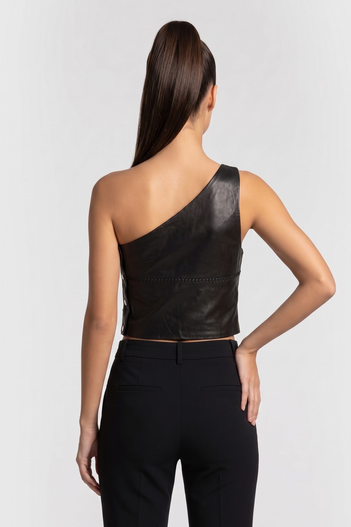 VOLKANA TOP BLACK 4
