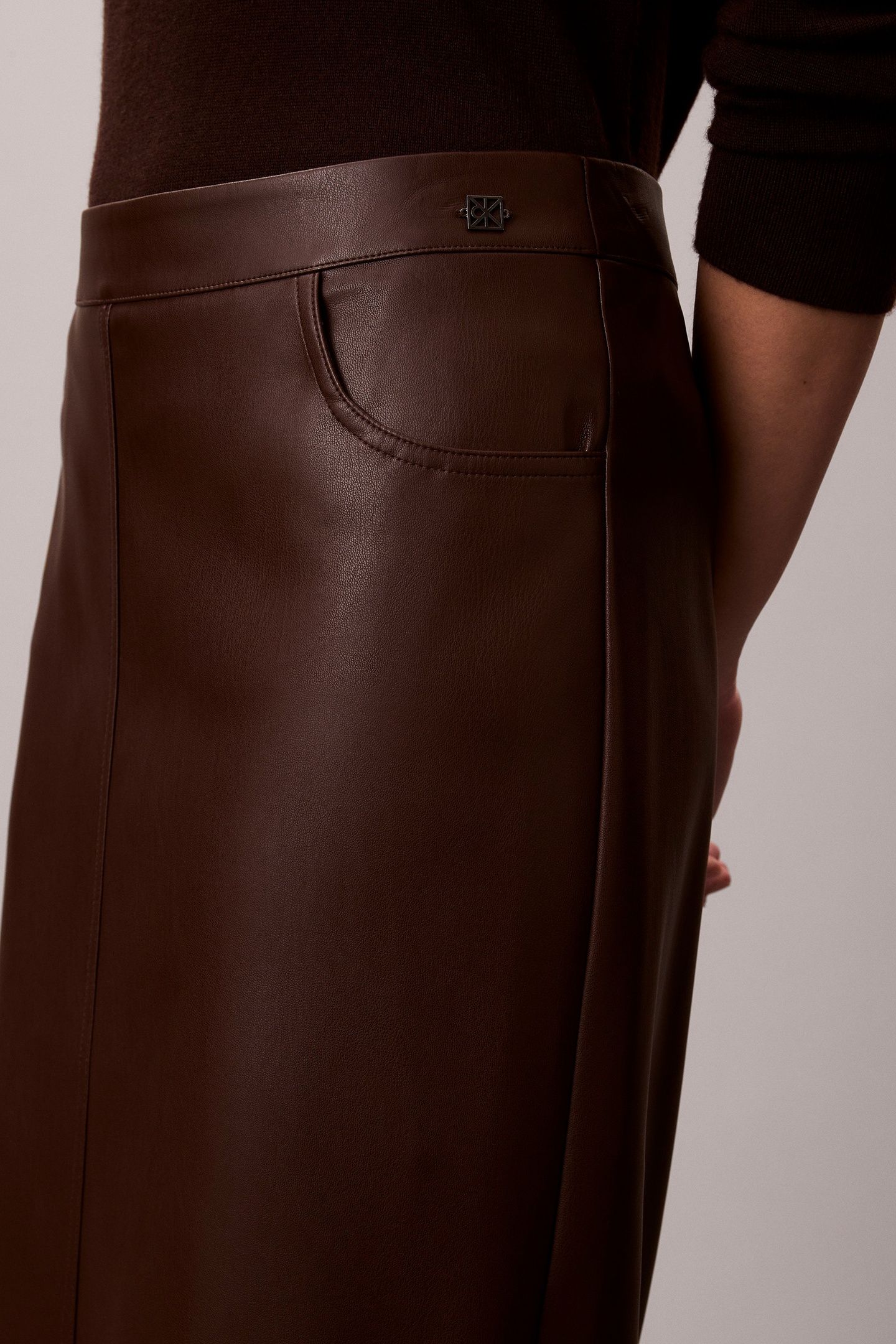 FAUX LEATHER MIDI SKIRT RICH BROWN 6