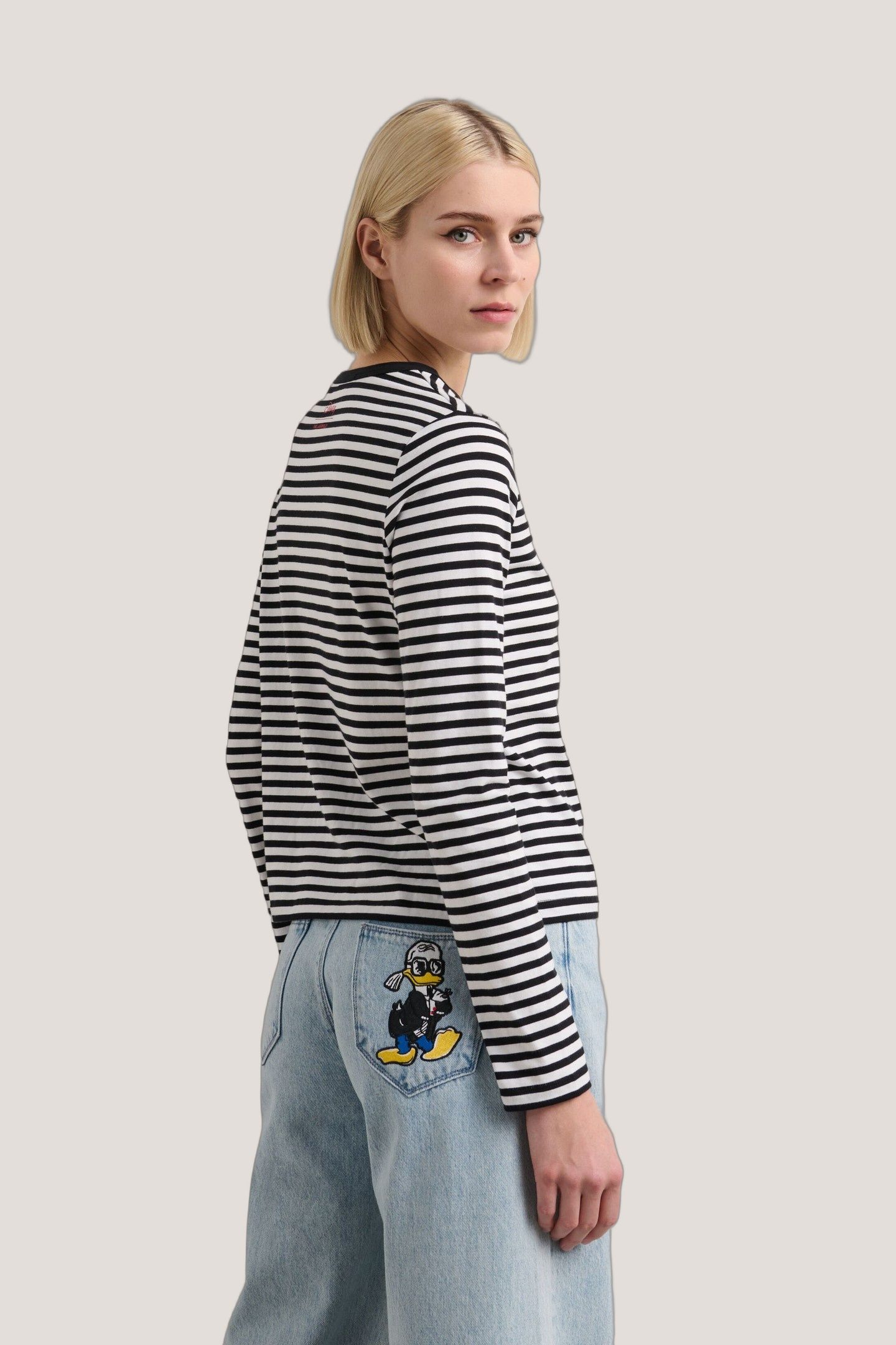DISNEY STRIPE LONGSLEEVE T-SHIRT SMALL STRIPE BLACK-WHITE 4