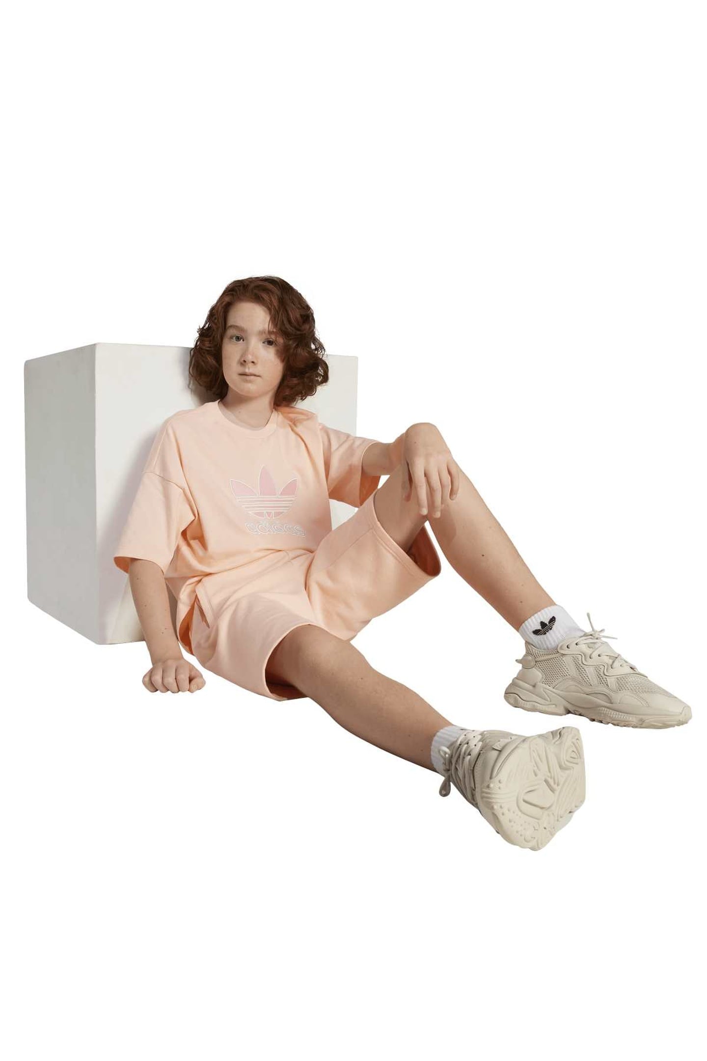 ORIGINALS OVERSIZE TREFOIL TEE BIG LOGO EXECUTION HAZE CORAL 6